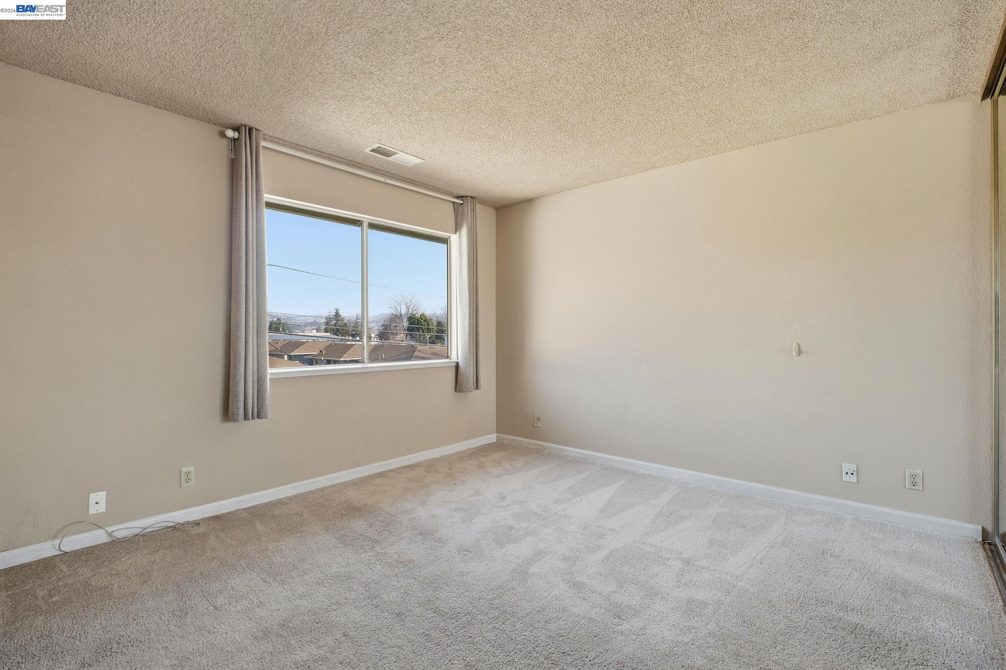 Photo #10: 41125451 Listing: Photo #10