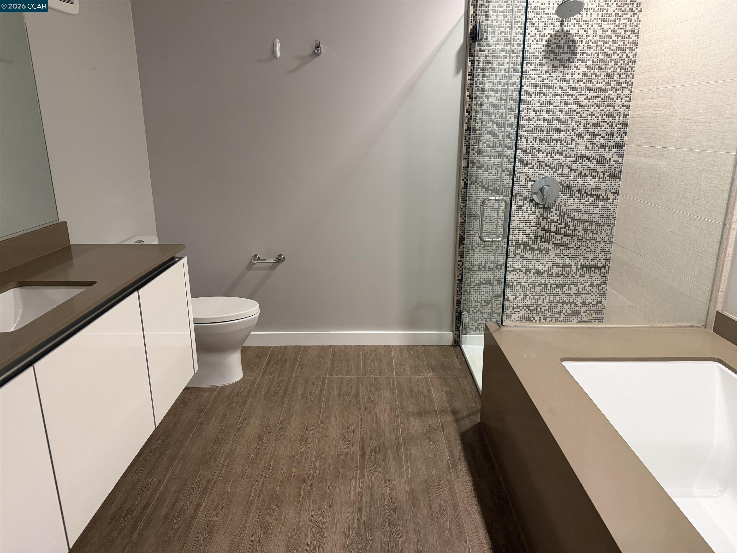 Photo #6: 41125452 Listing: Photo #6