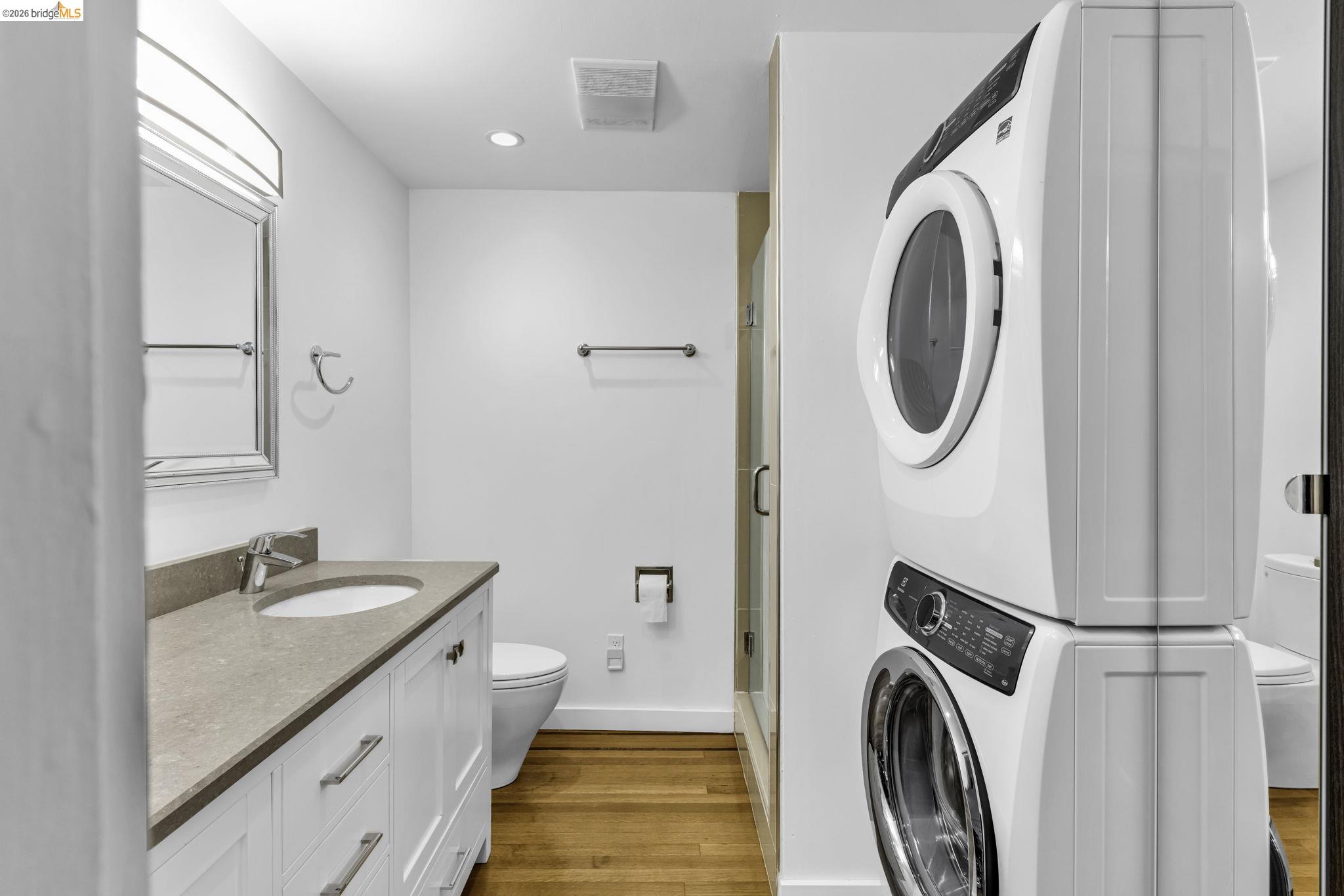 Detail Gallery Image 35 of 60 For 641 Alvarado Rd, Berkeley,  CA 94705 - 5 Beds | 3/1 Baths