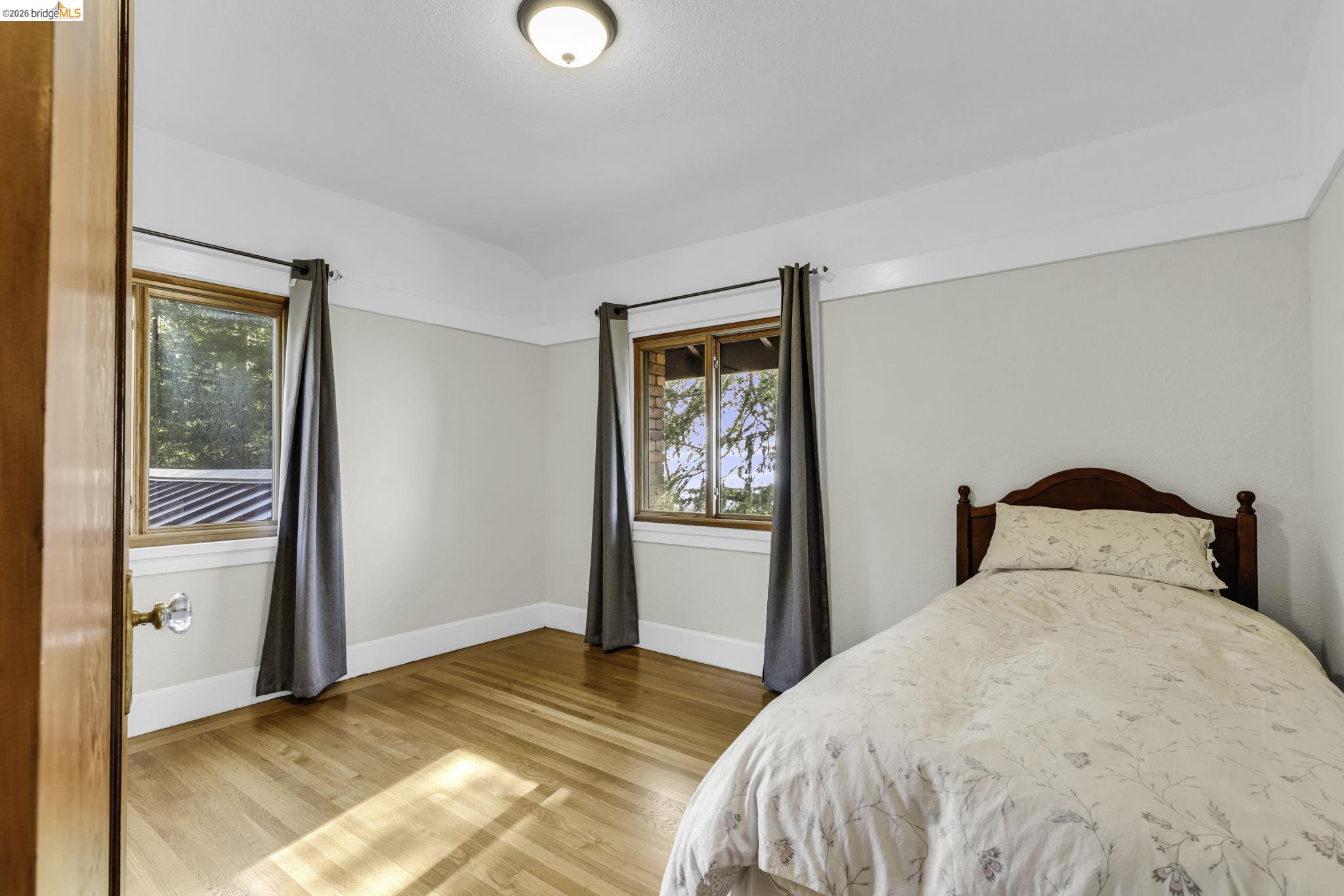 Detail Gallery Image 41 of 60 For 641 Alvarado Rd, Berkeley,  CA 94705 - 5 Beds | 3/1 Baths