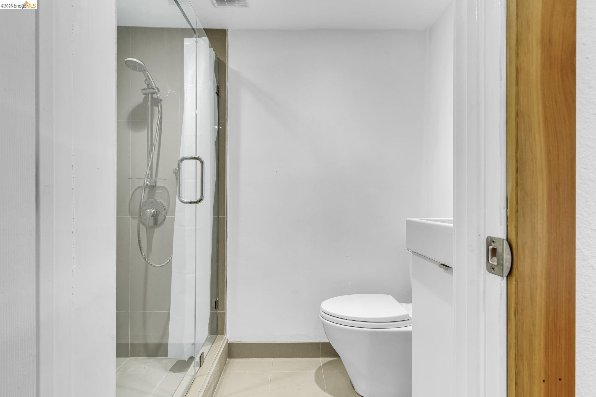 Detail Gallery Image 49 of 60 For 641 Alvarado Rd, Berkeley,  CA 94705 - 5 Beds | 3/1 Baths