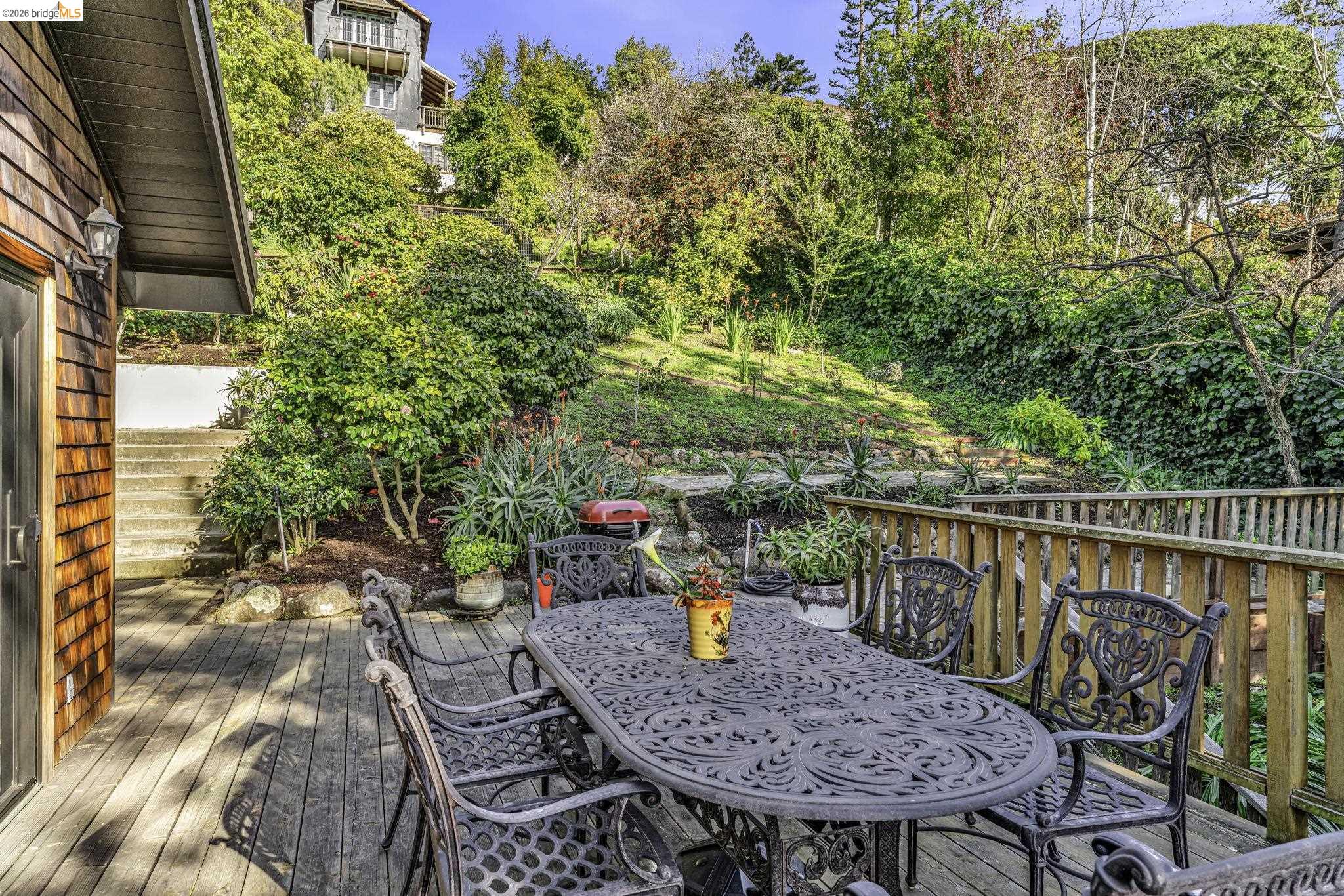 Detail Gallery Image 50 of 60 For 641 Alvarado Rd, Berkeley,  CA 94705 - 5 Beds | 3/1 Baths