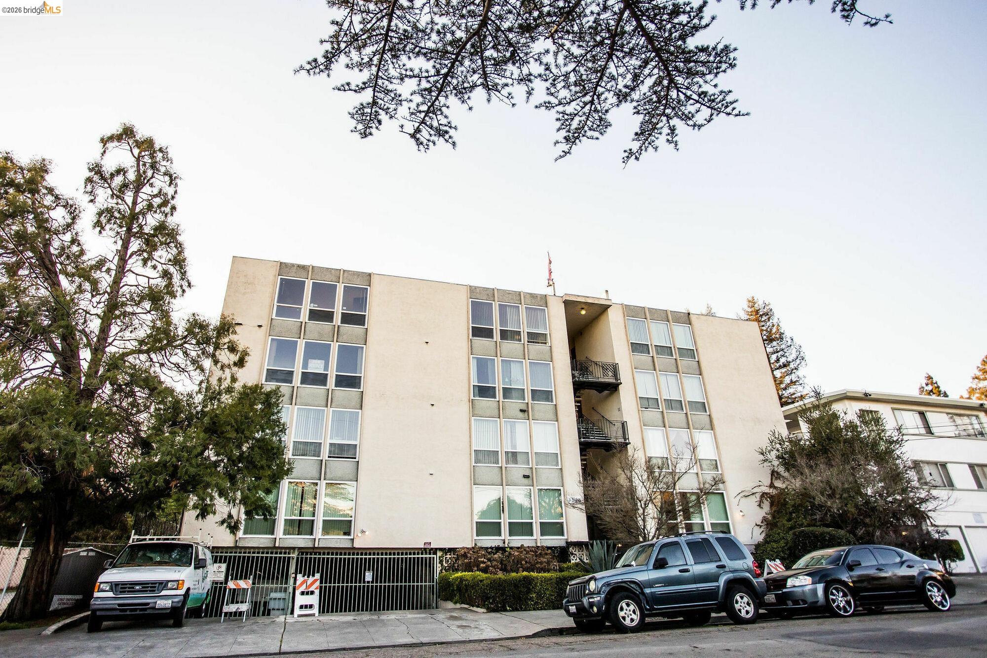 3525 Dimond, Oakland, CA, 94602