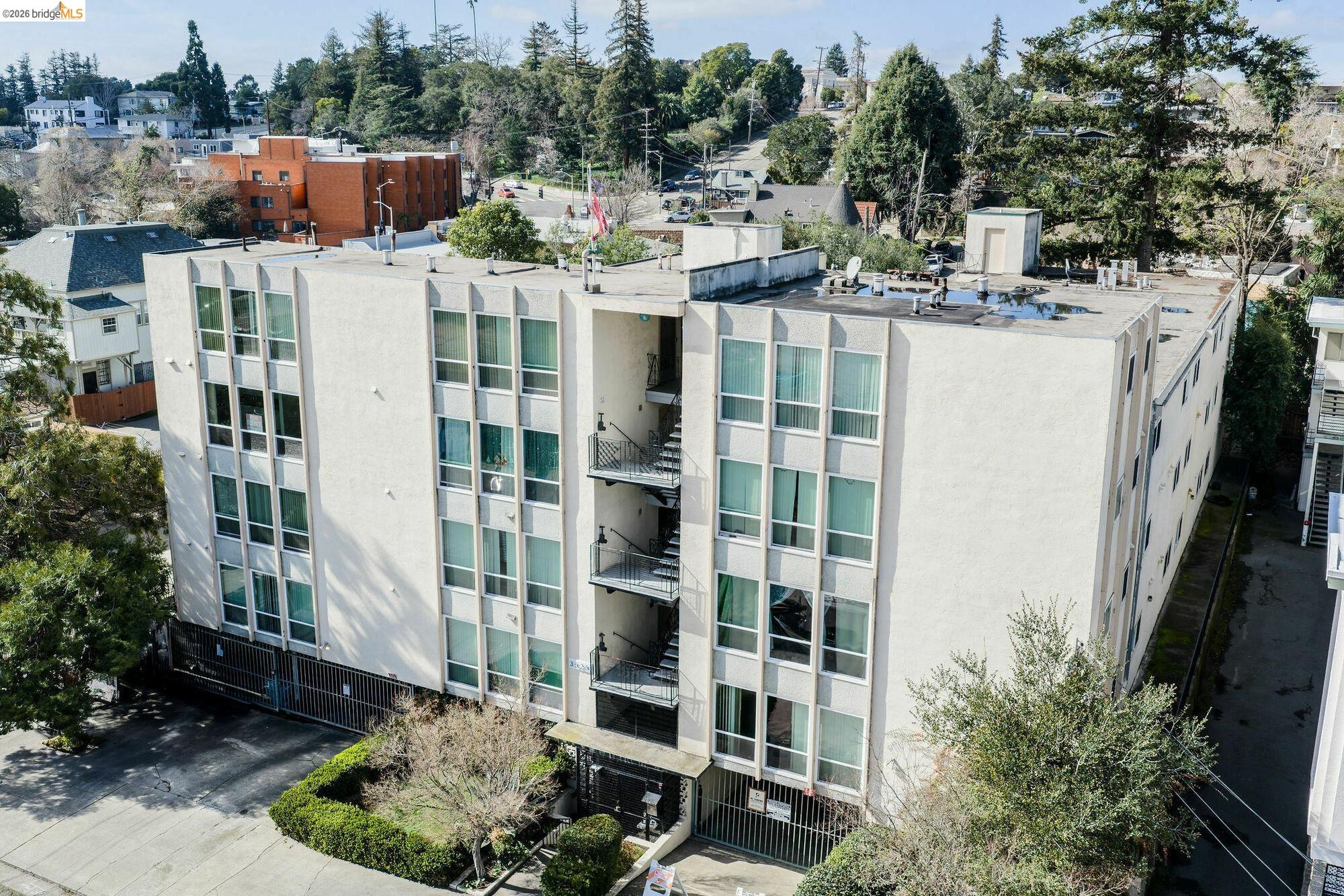 3525 Dimond, Oakland, CA, 94602