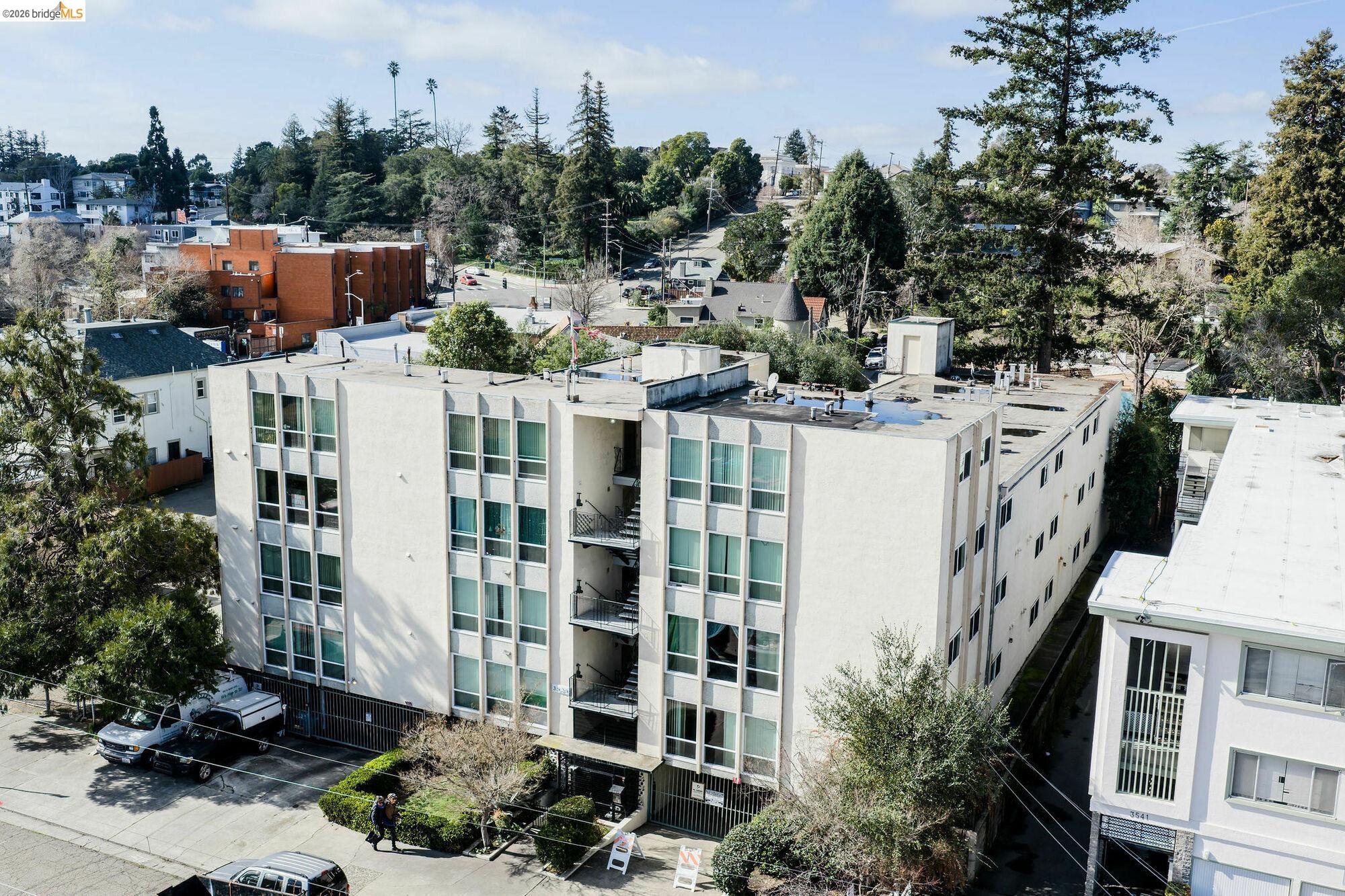 3525 Dimond, Oakland, CA, 94602