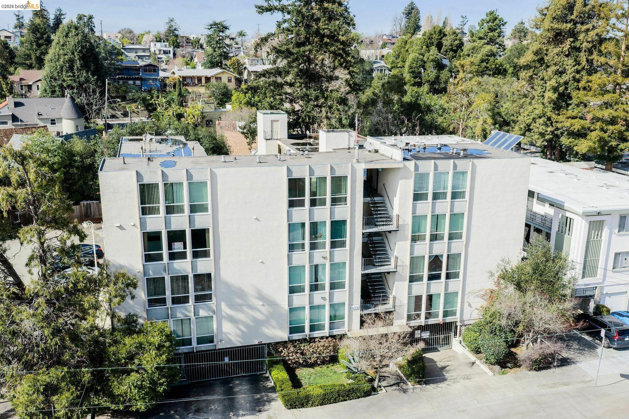 3525 Dimond, Oakland, CA, 94602