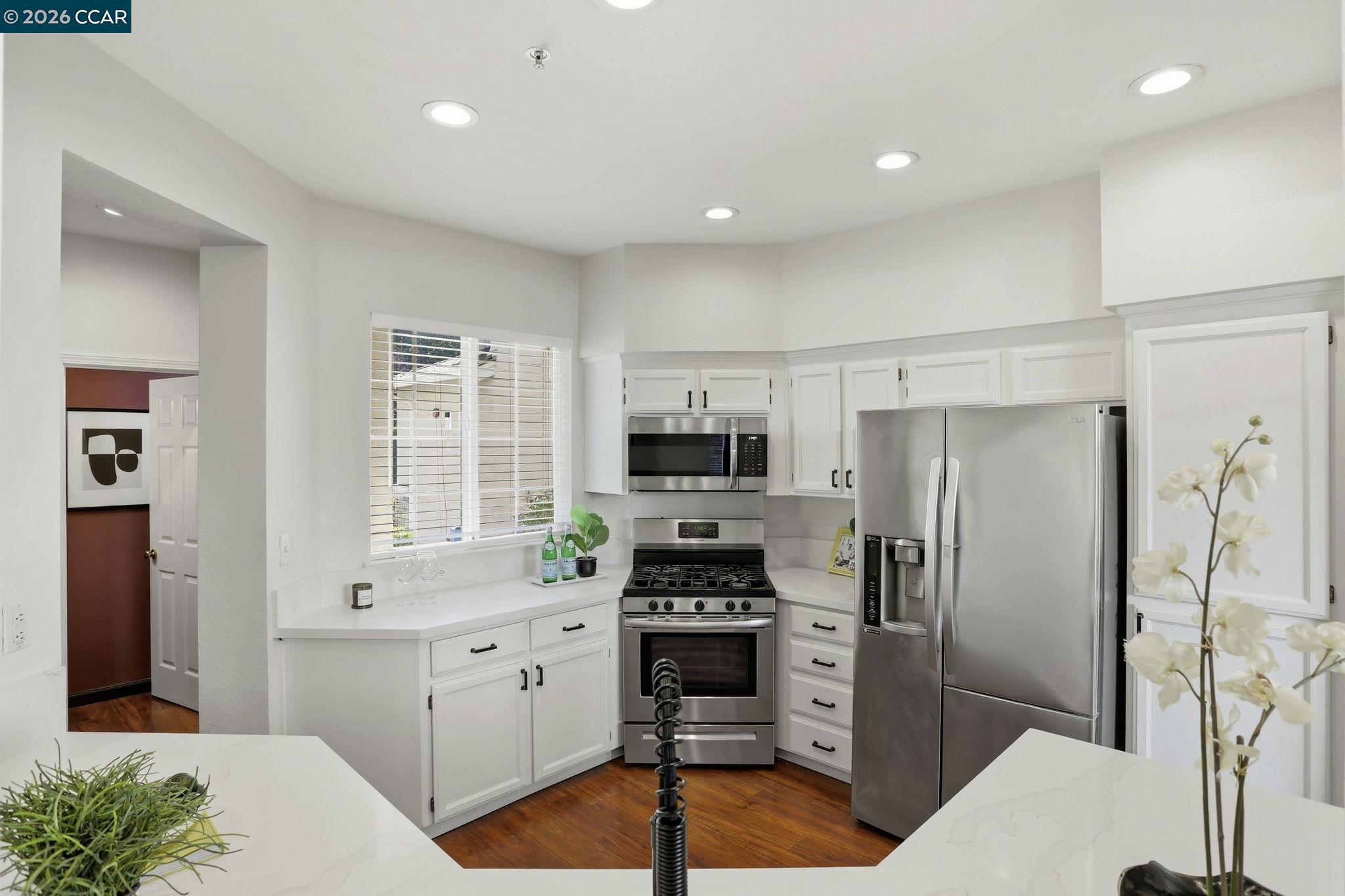 Photo #12: 41125458 Listing: Photo #12