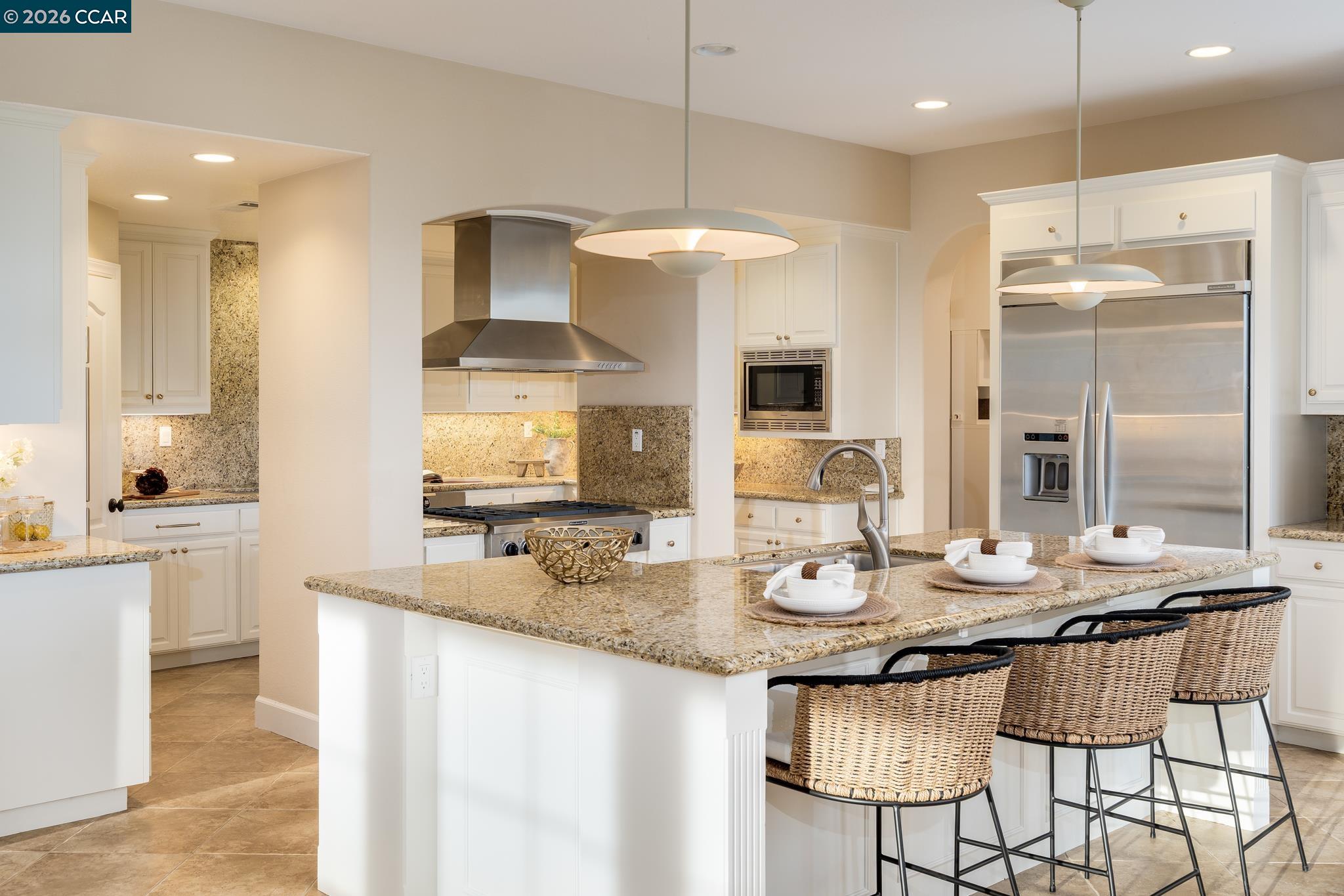 Detail Gallery Image 7 of 46 For 5058 Holborn Way, San Ramon,  CA 94582 - 5 Beds | 4/1 Baths