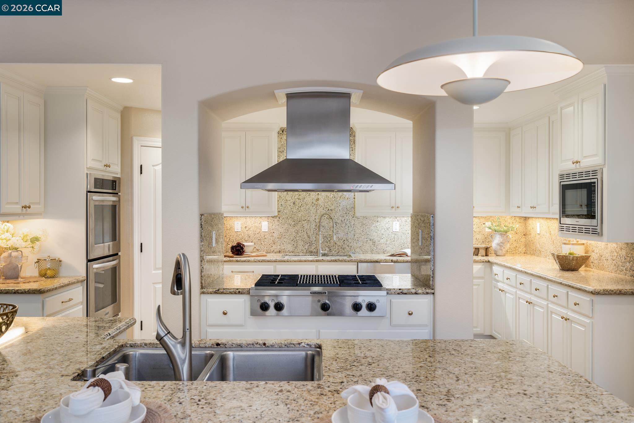 Detail Gallery Image 8 of 46 For 5058 Holborn Way, San Ramon,  CA 94582 - 5 Beds | 4/1 Baths