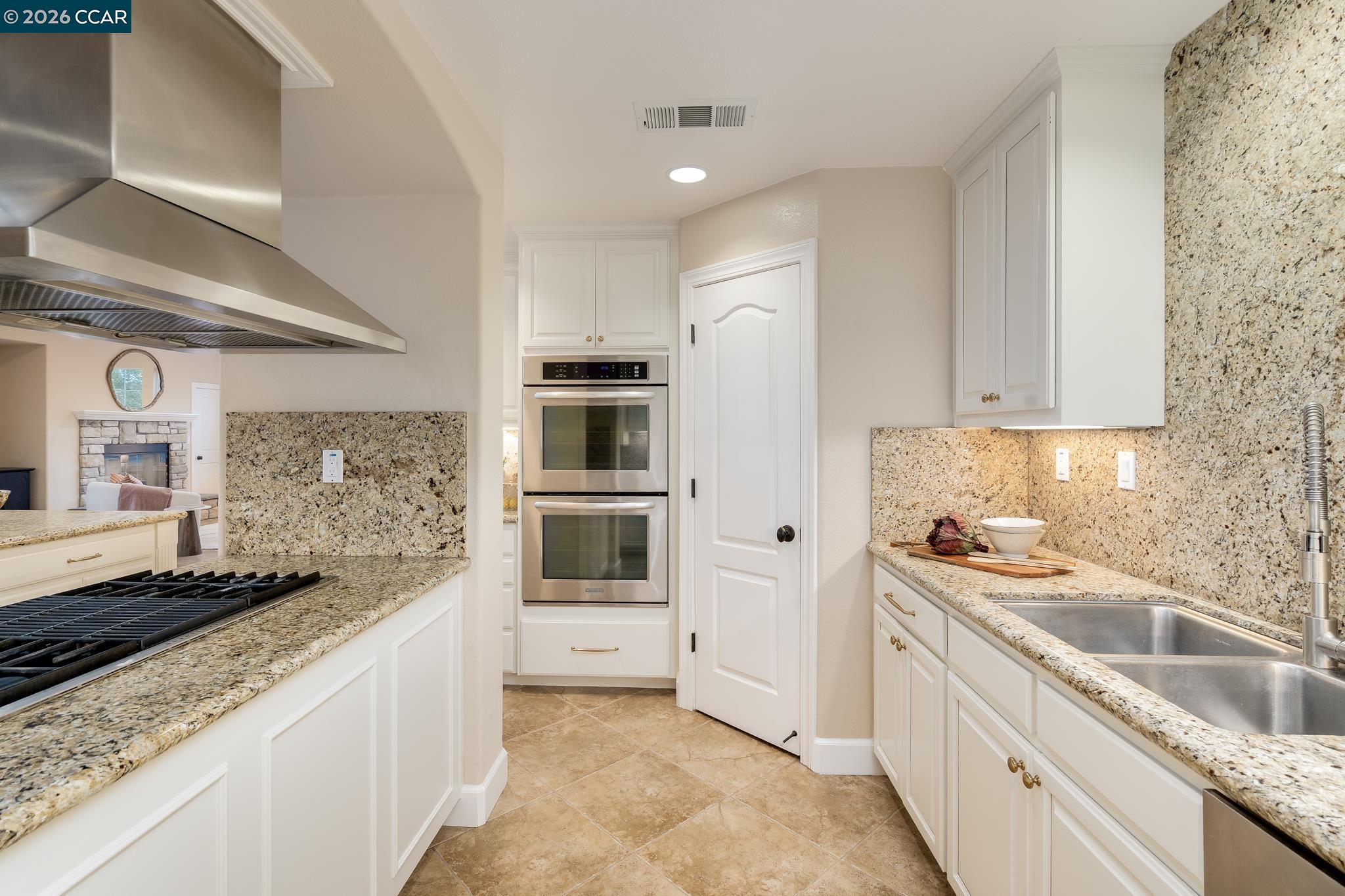 Detail Gallery Image 9 of 46 For 5058 Holborn Way, San Ramon,  CA 94582 - 5 Beds | 4/1 Baths