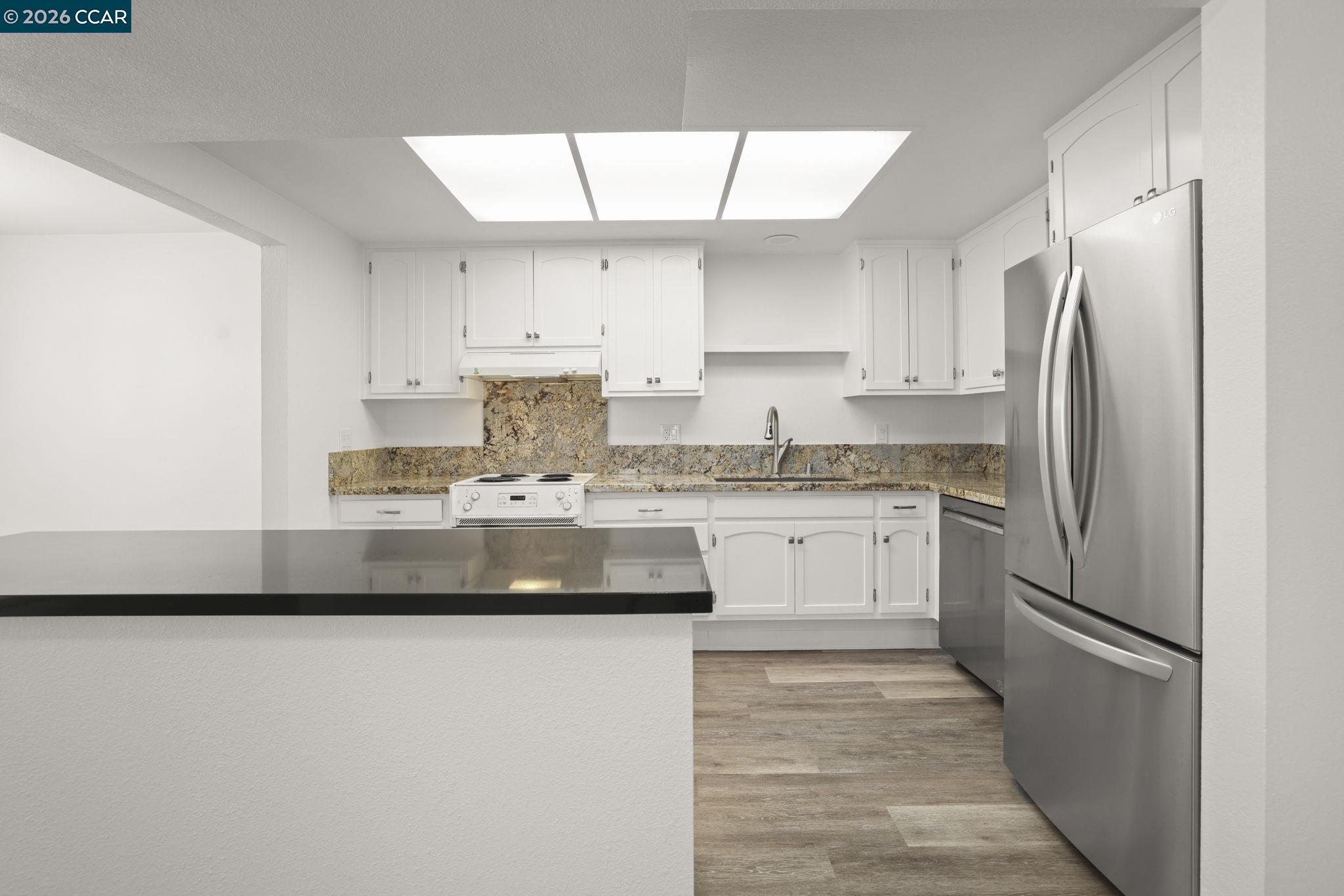 Photo #17: 41125461 Listing: Photo #17