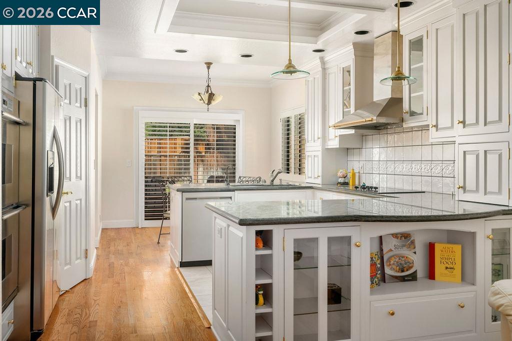 Photo #12: 41125462 Listing: Photo #12