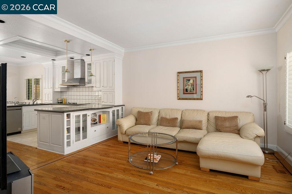 Photo #13: 41125462 Listing: Photo #13