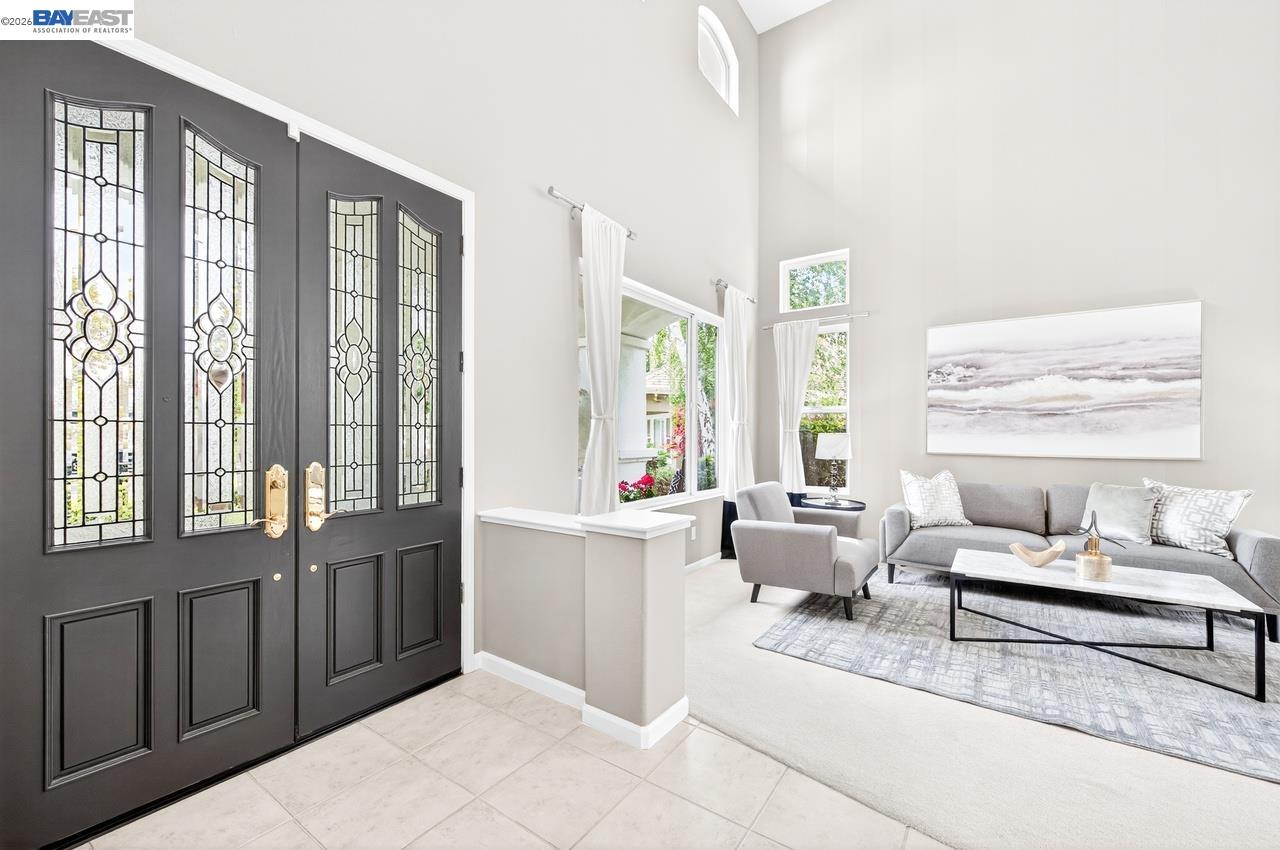 Detail Gallery Image 13 of 45 For 752 Troun Way, Livermore,  CA 94551 - 5 Beds | 3/1 Baths