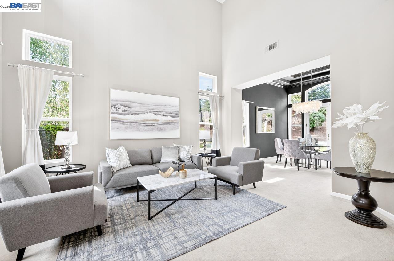 Detail Gallery Image 14 of 45 For 752 Troun Way, Livermore,  CA 94551 - 5 Beds | 3/1 Baths