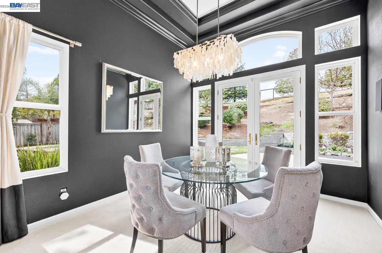 Detail Gallery Image 16 of 45 For 752 Troun Way, Livermore,  CA 94551 - 5 Beds | 3/1 Baths