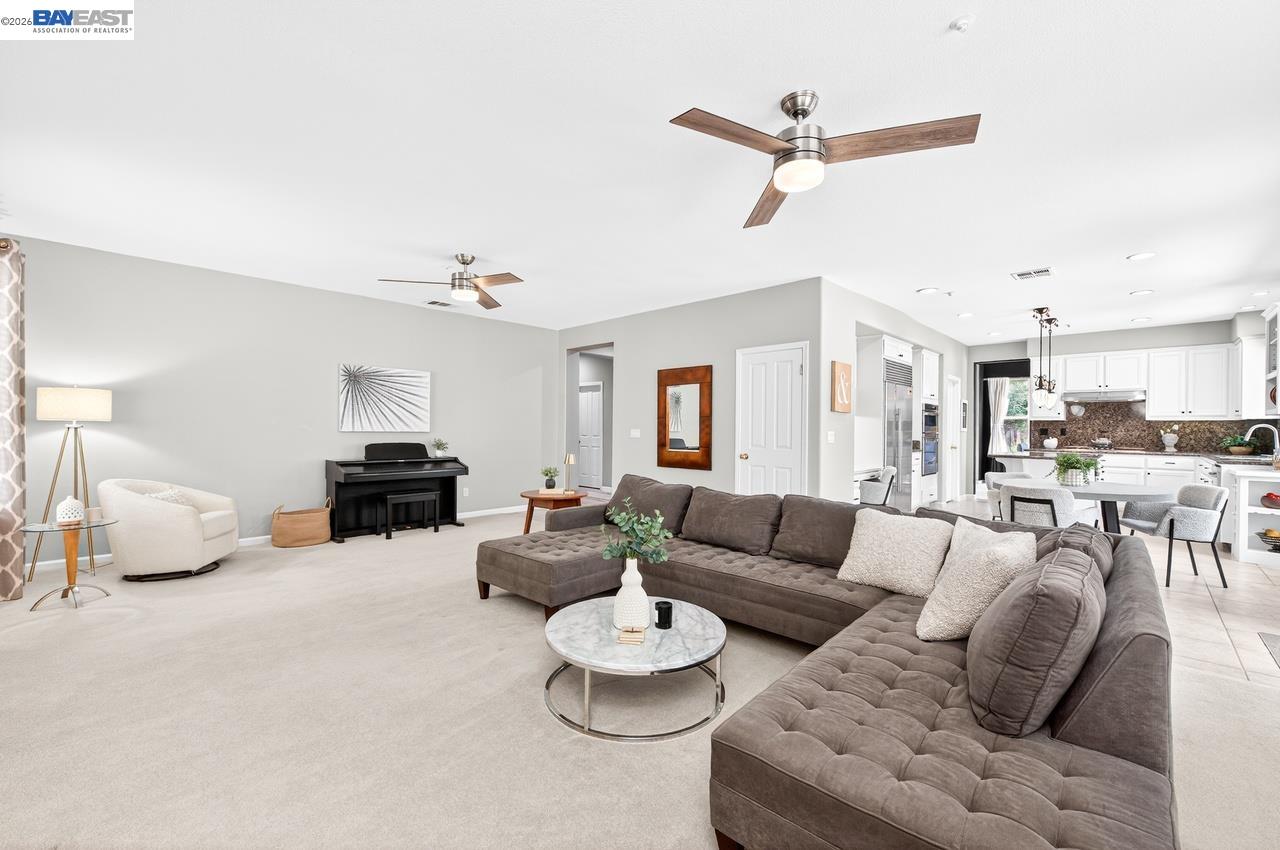 Detail Gallery Image 26 of 52 For 752 Troun Way, Livermore,  CA 94551 - 5 Beds | 3/1 Baths