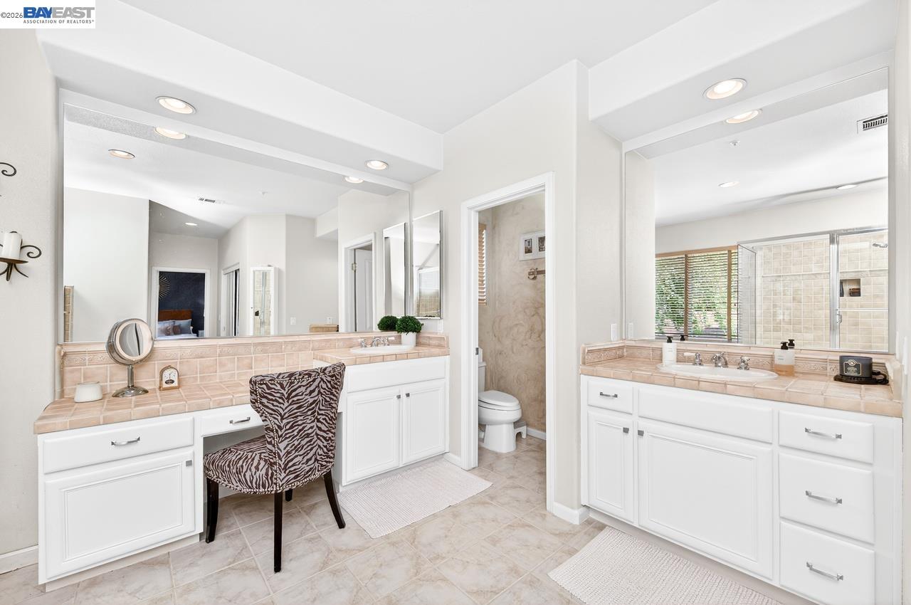 Detail Gallery Image 35 of 52 For 752 Troun Way, Livermore,  CA 94551 - 5 Beds | 3/1 Baths