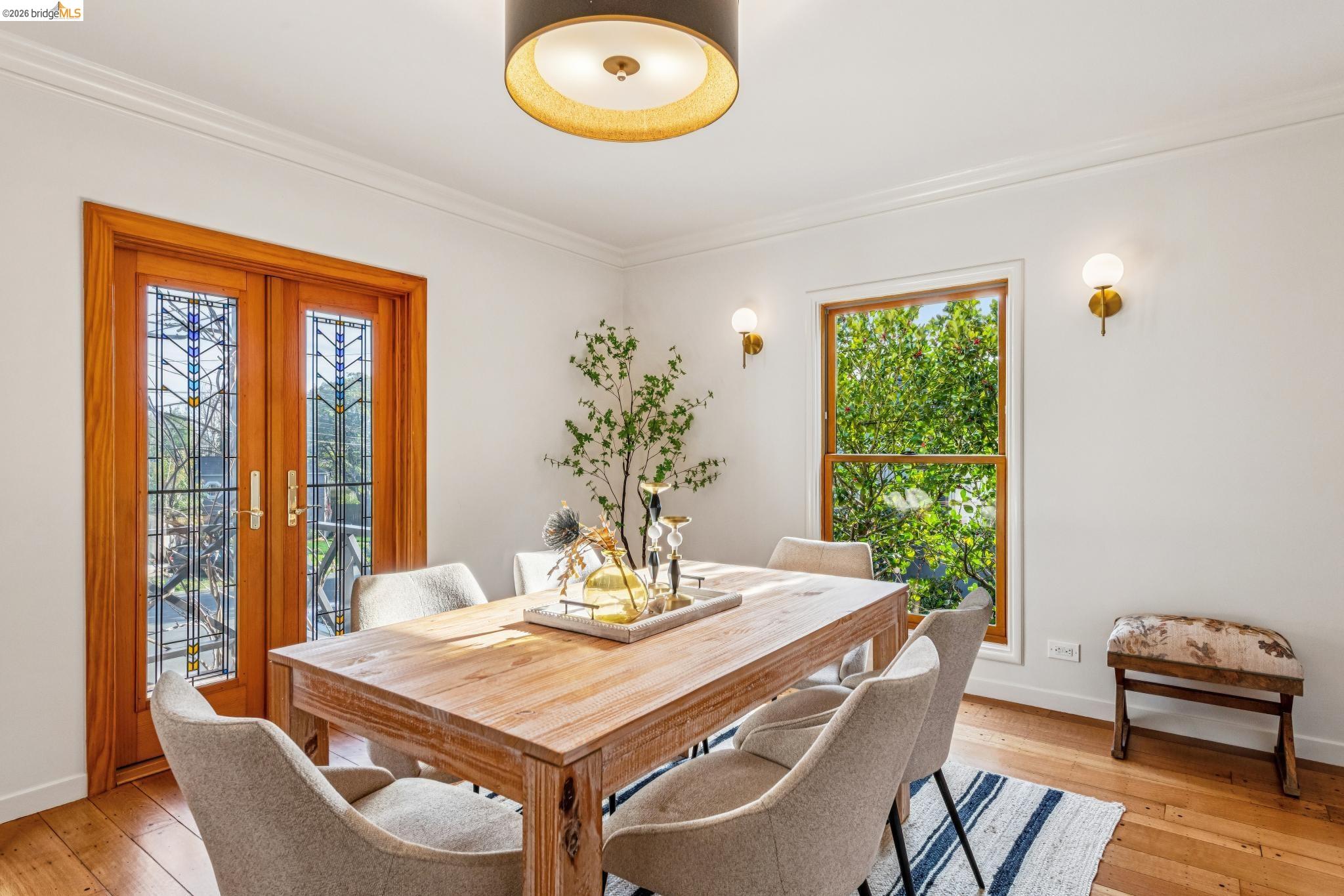 Detail Gallery Image 12 of 34 For 11 Parkside Dr, Piedmont,  CA 94611 - 3 Beds | 2 Baths