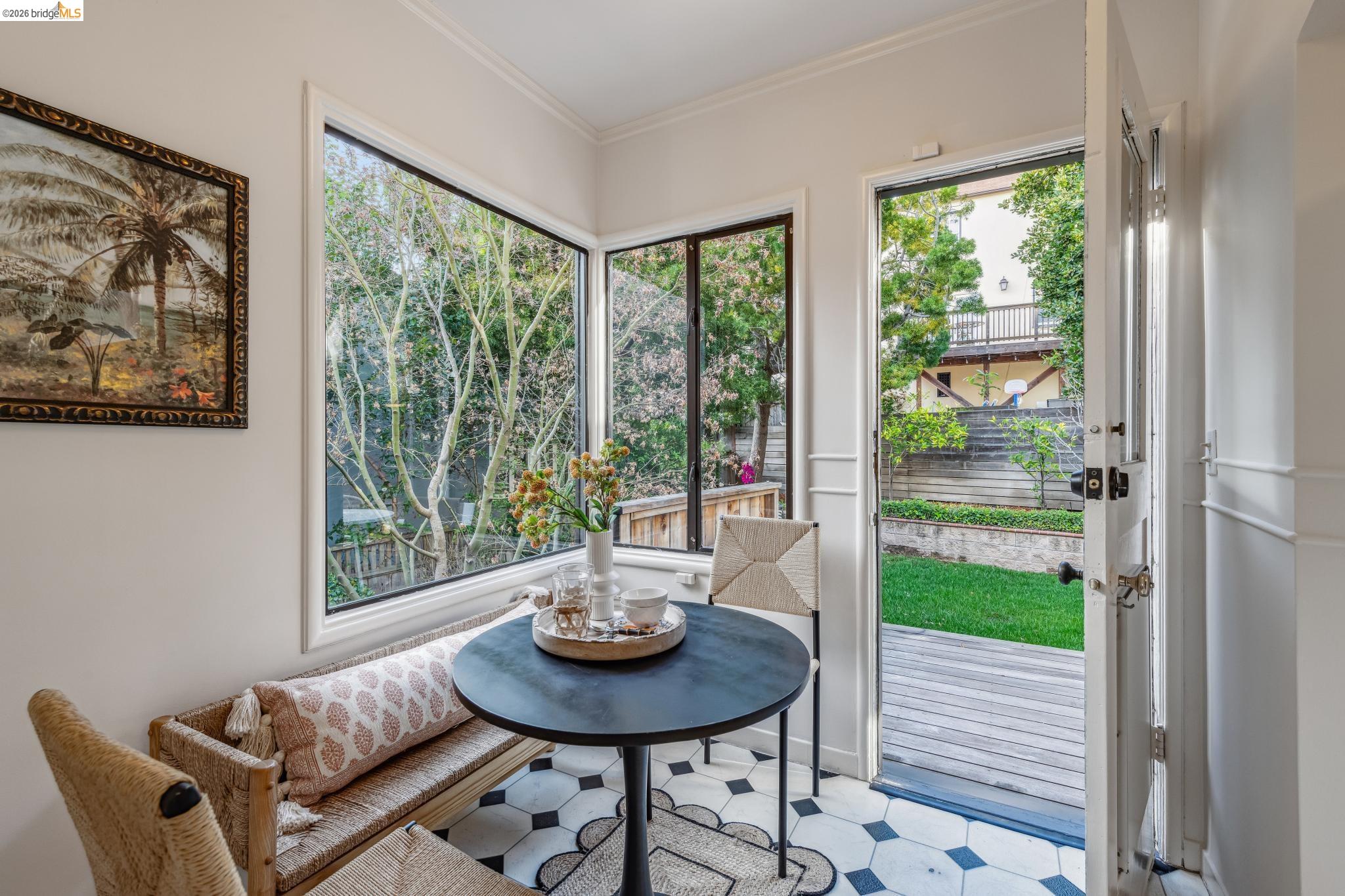 Detail Gallery Image 19 of 34 For 11 Parkside Dr, Piedmont,  CA 94611 - 3 Beds | 2 Baths