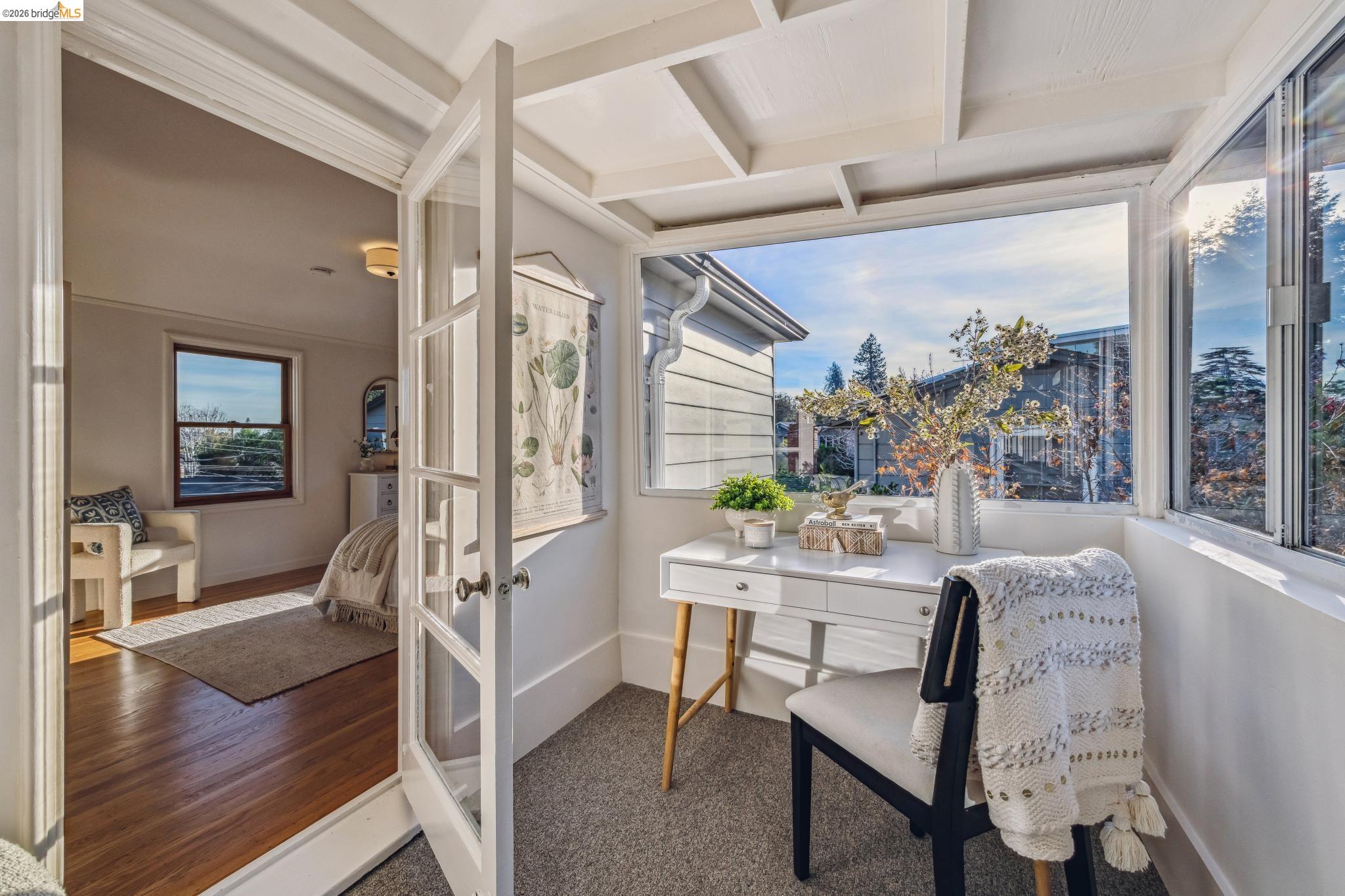 Detail Gallery Image 29 of 34 For 11 Parkside Dr, Piedmont,  CA 94611 - 3 Beds | 2 Baths