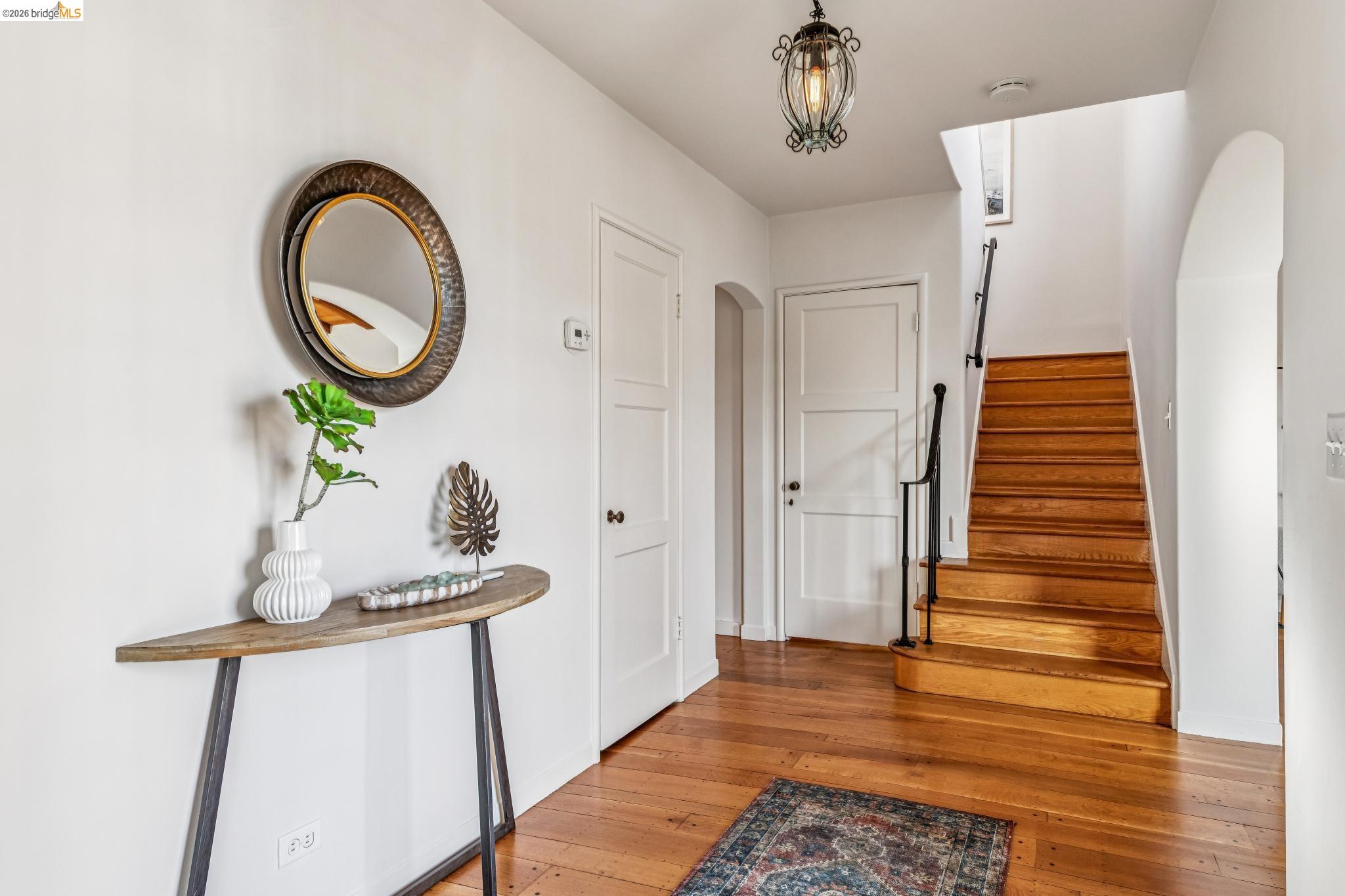 Detail Gallery Image 9 of 34 For 11 Parkside Dr, Piedmont,  CA 94611 - 3 Beds | 2 Baths