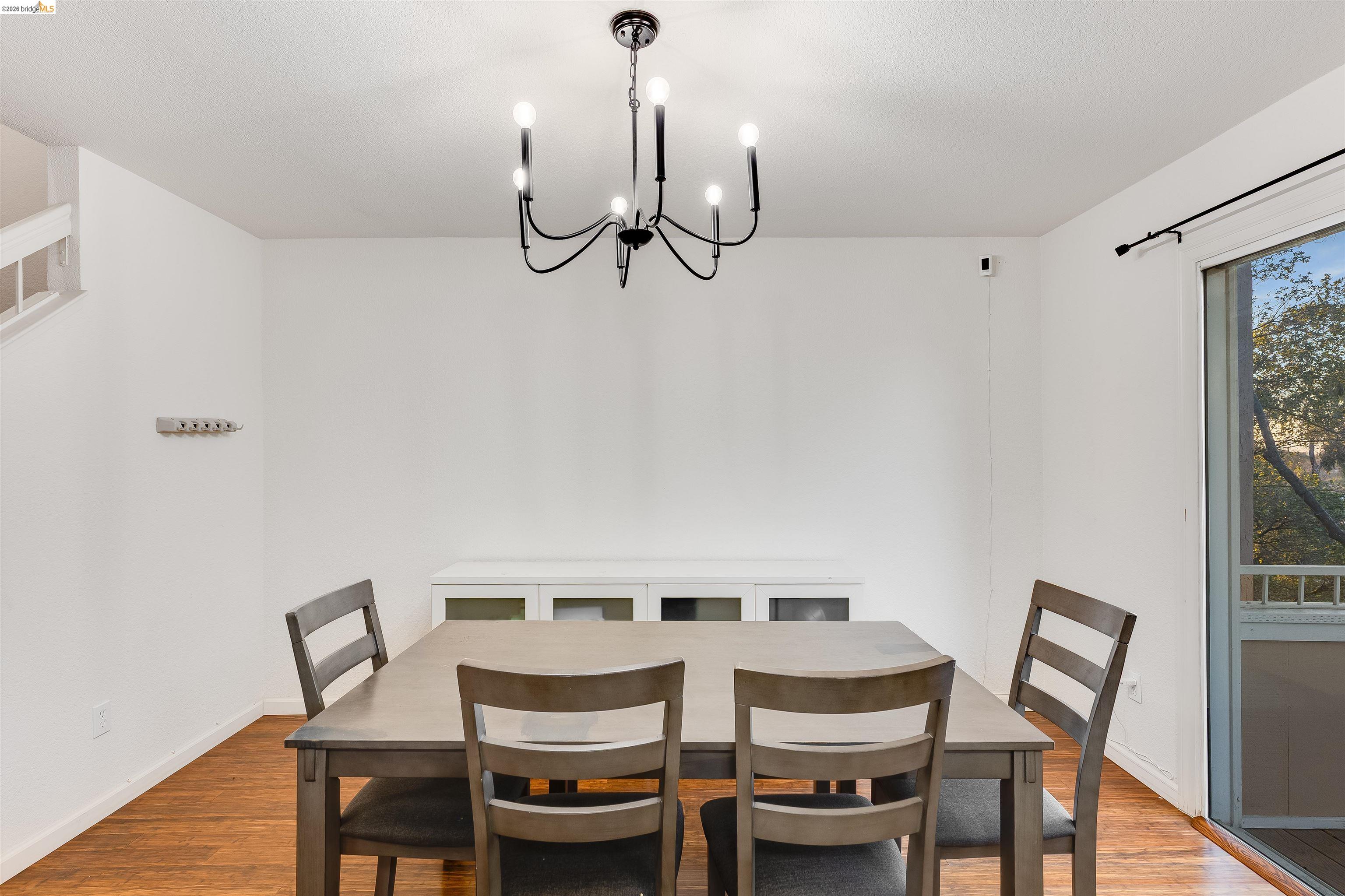 Photo #12: 41125465 Listing: Photo #12