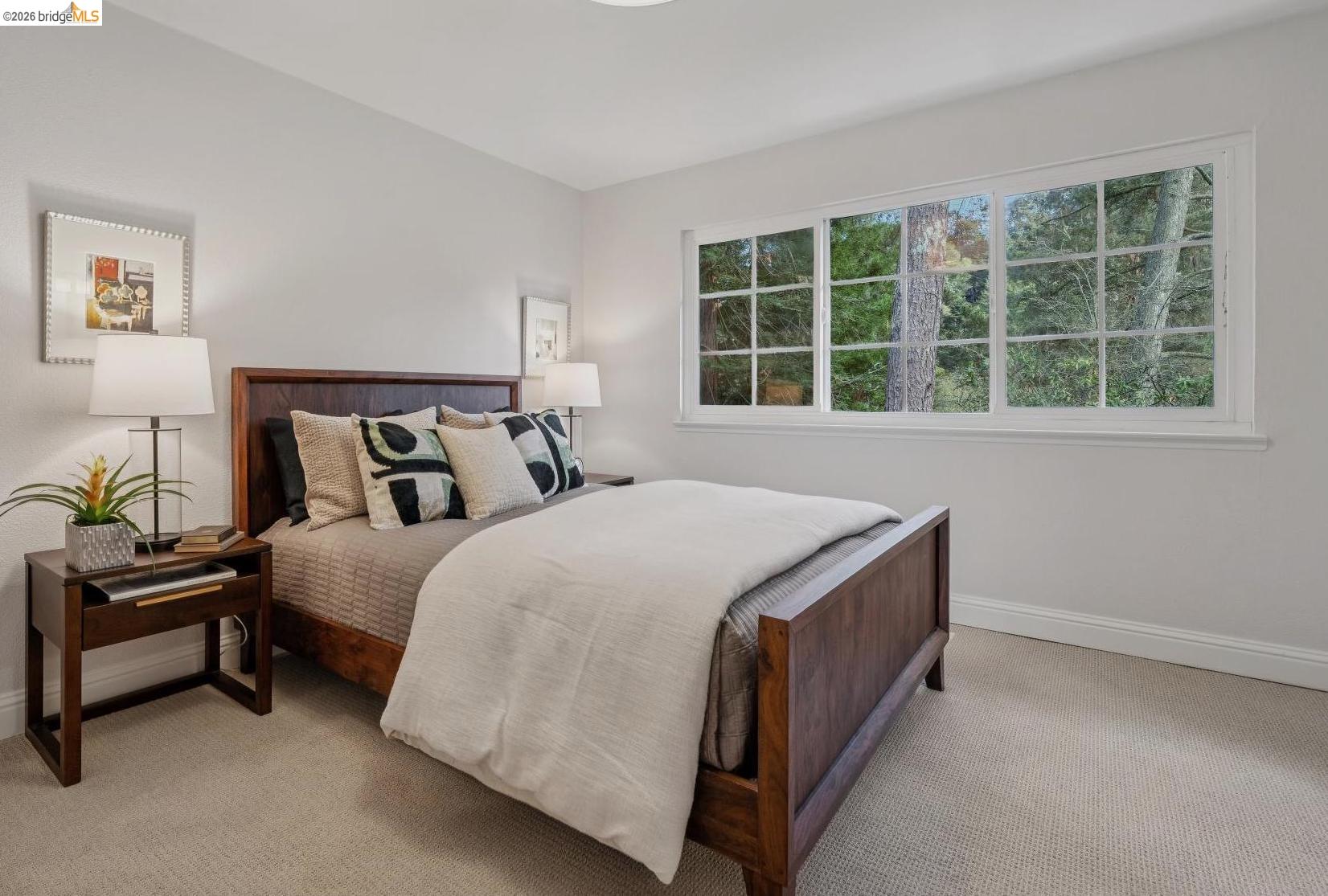 Detail Gallery Image 22 of 46 For 6785 Aitken Dr, Oakland,  CA 94611 - 4 Beds | 3 Baths