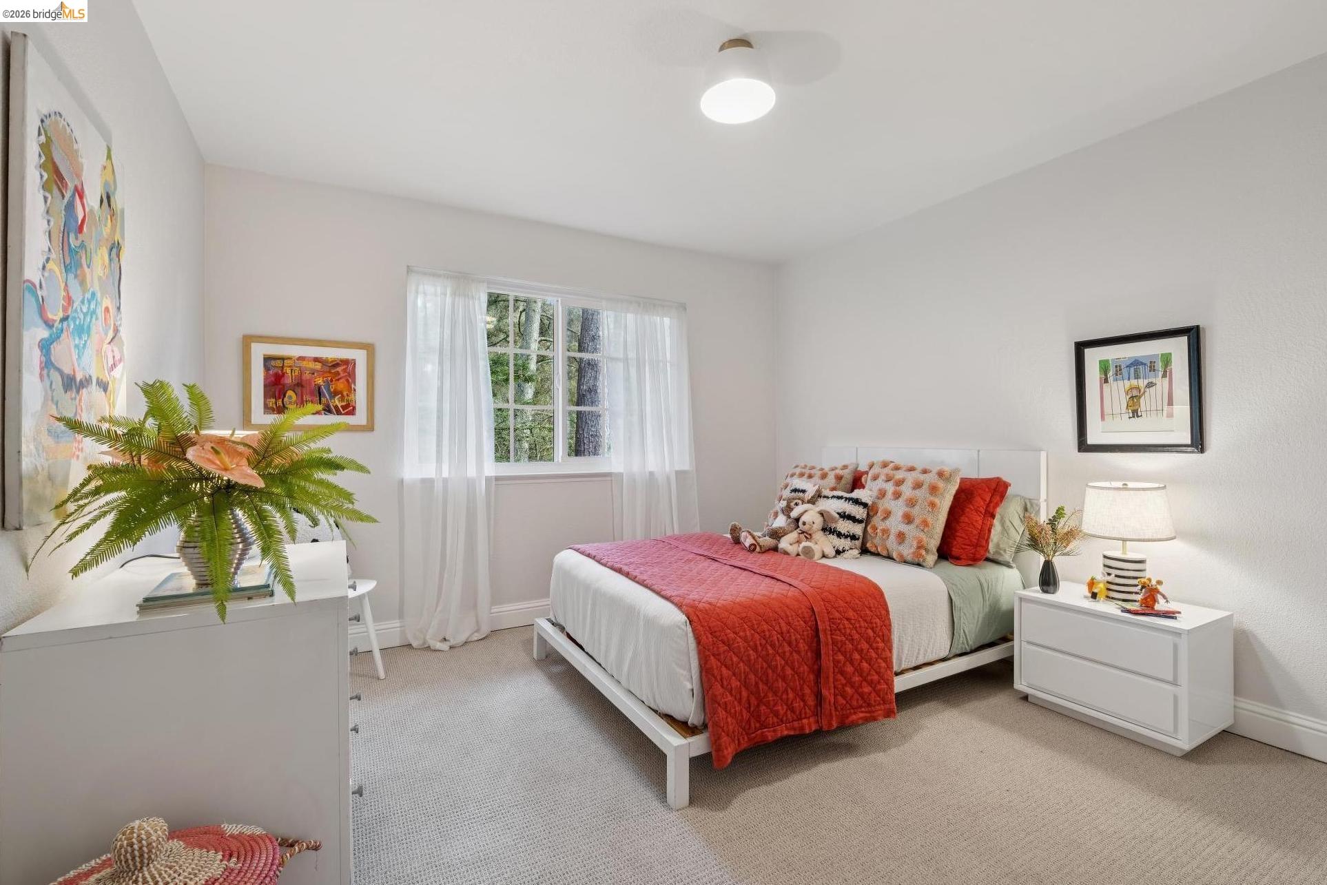 Detail Gallery Image 25 of 46 For 6785 Aitken Dr, Oakland,  CA 94611 - 4 Beds | 3 Baths