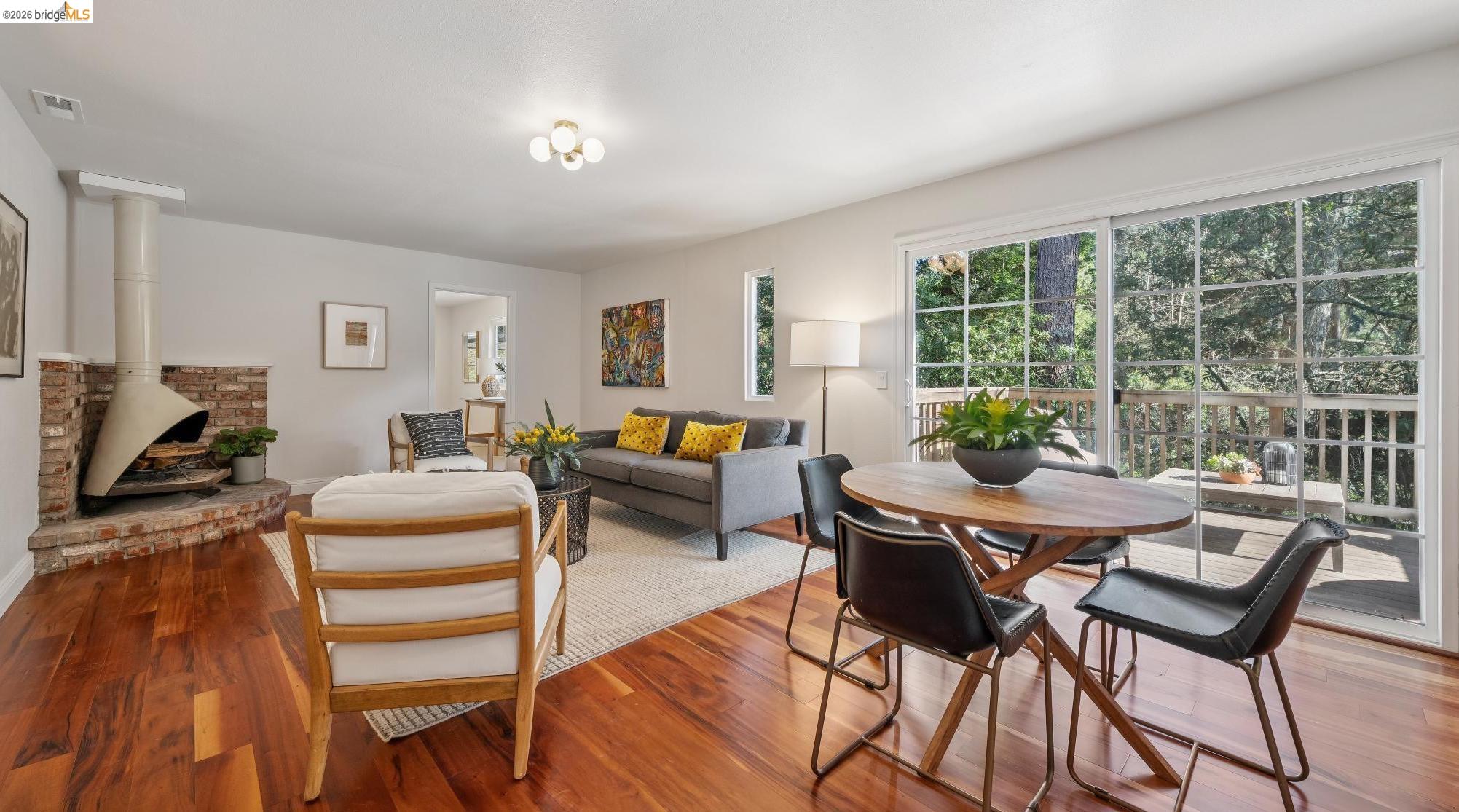 Detail Gallery Image 35 of 46 For 6785 Aitken Dr, Oakland,  CA 94611 - 4 Beds | 3 Baths