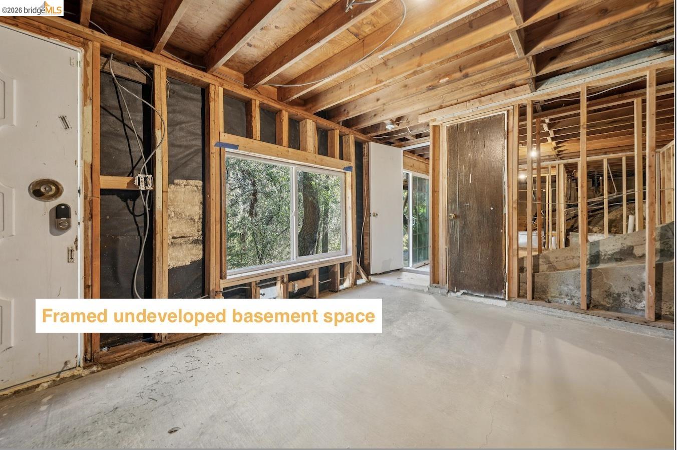 Detail Gallery Image 44 of 46 For 6785 Aitken Dr, Oakland,  CA 94611 - 4 Beds | 3 Baths