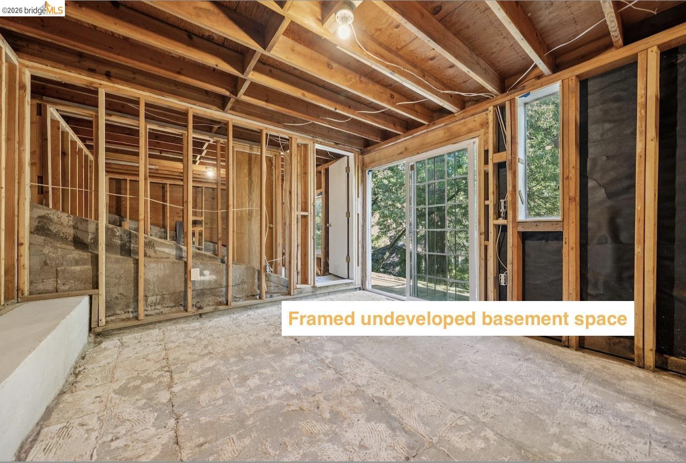 Detail Gallery Image 45 of 46 For 6785 Aitken Dr, Oakland,  CA 94611 - 4 Beds | 3 Baths