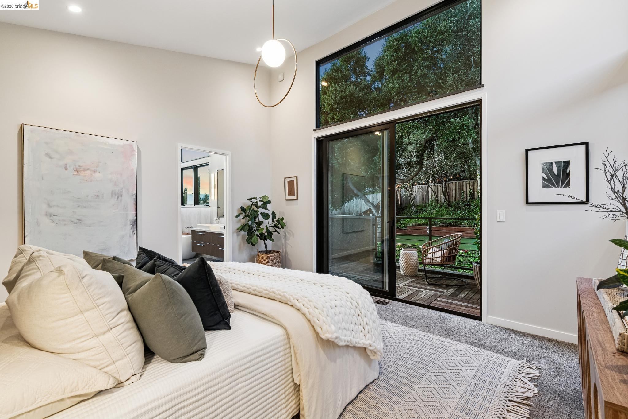 Detail Gallery Image 47 of 60 For 6356 Broadway Ter, Oakland,  CA 94618 - 4 Beds | 3 Baths