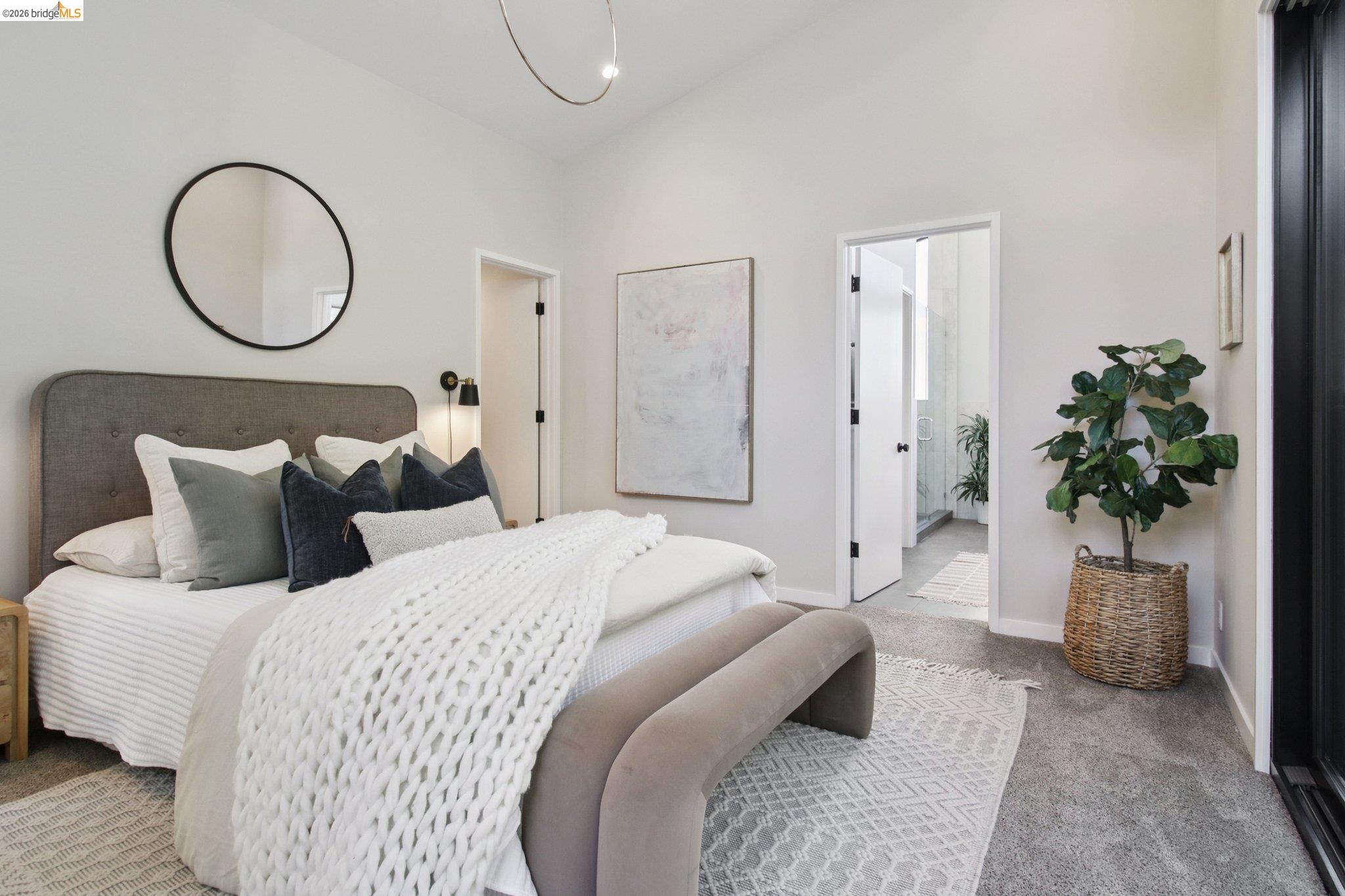 Detail Gallery Image 49 of 60 For 6356 Broadway Ter, Oakland,  CA 94618 - 4 Beds | 3 Baths