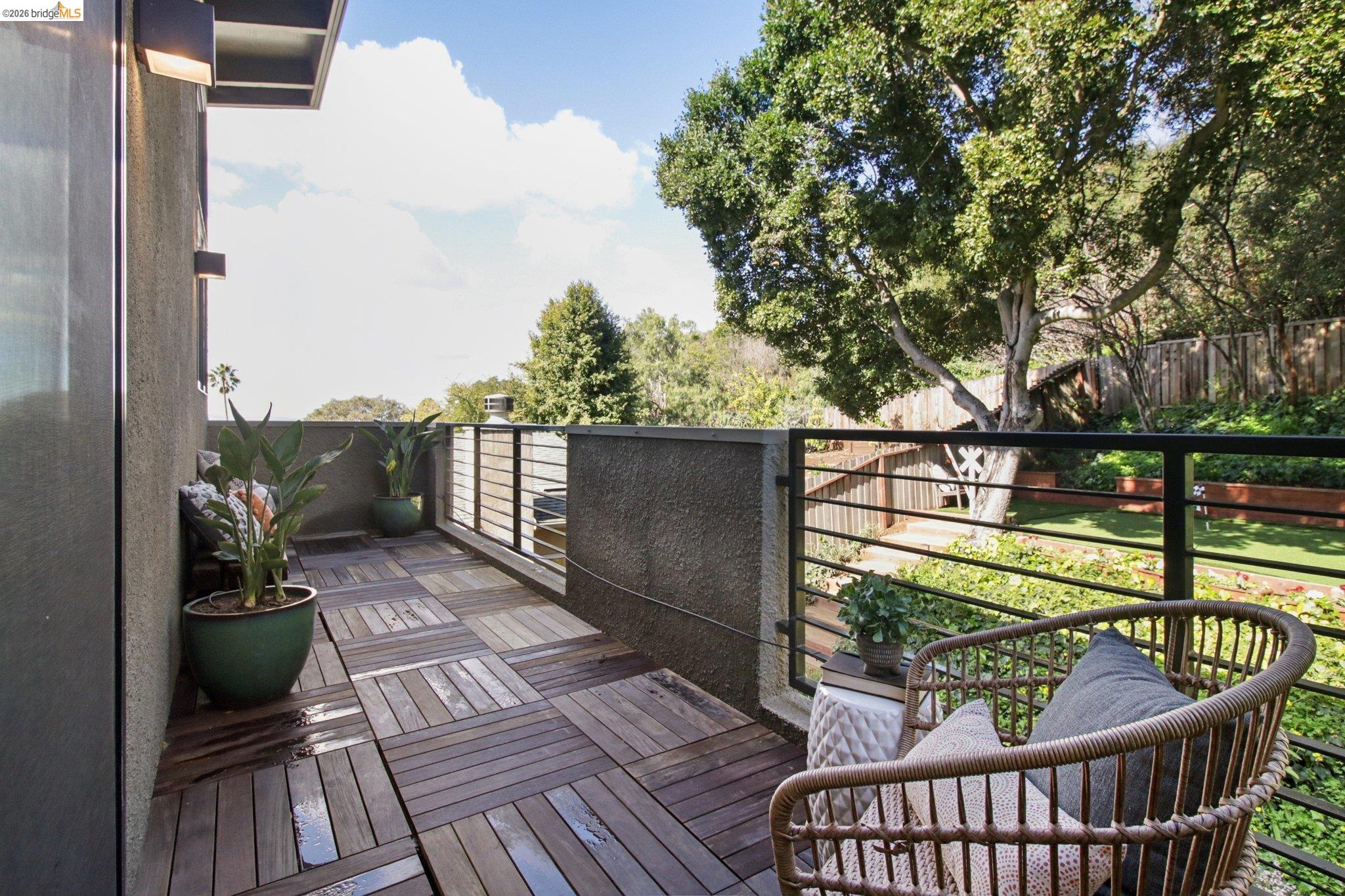 Detail Gallery Image 53 of 60 For 6356 Broadway Ter, Oakland,  CA 94618 - 4 Beds | 3 Baths