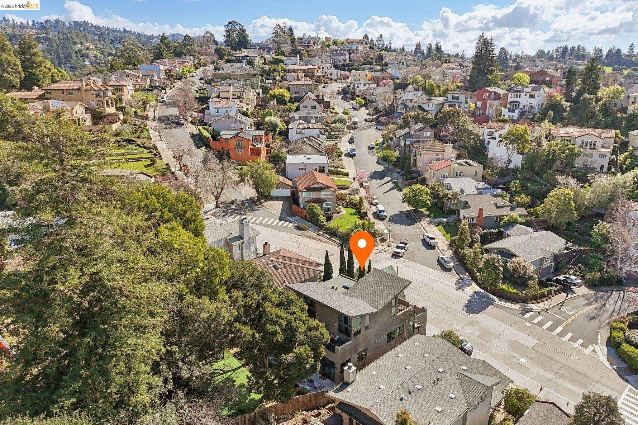 Detail Gallery Image 60 of 60 For 6356 Broadway Ter, Oakland,  CA 94618 - 4 Beds | 3 Baths