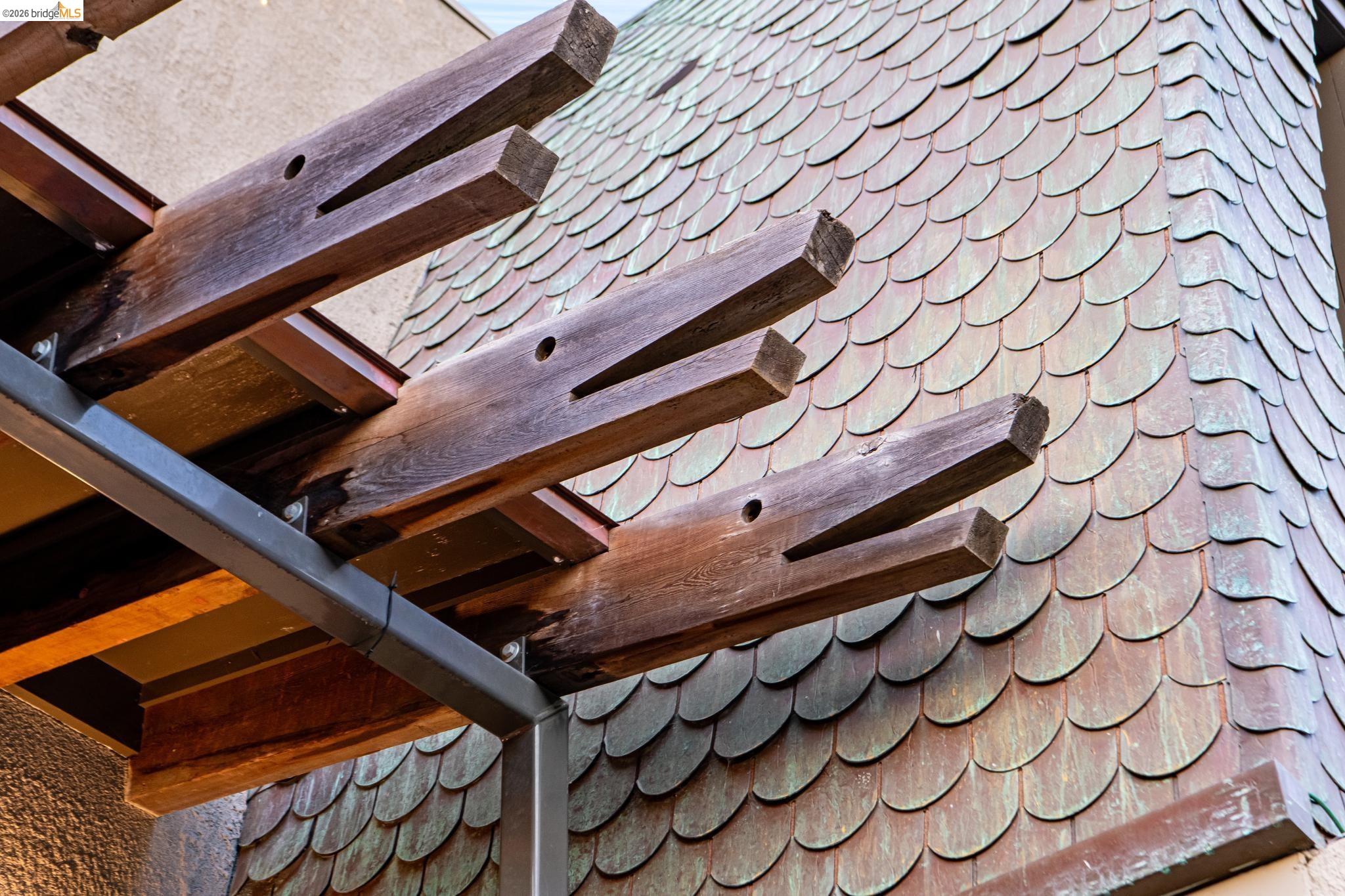 Detail Gallery Image 7 of 60 For 6356 Broadway Ter, Oakland,  CA 94618 - 4 Beds | 3 Baths