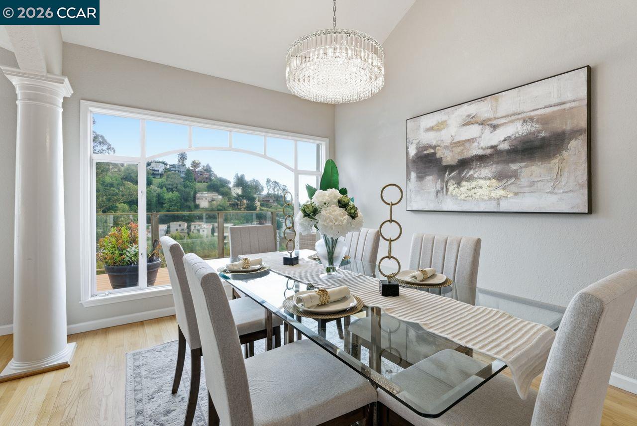 Detail Gallery Image 10 of 60 For 7075 Elverton Dr, Oakland,  CA 94611 - 4 Beds | 3 Baths