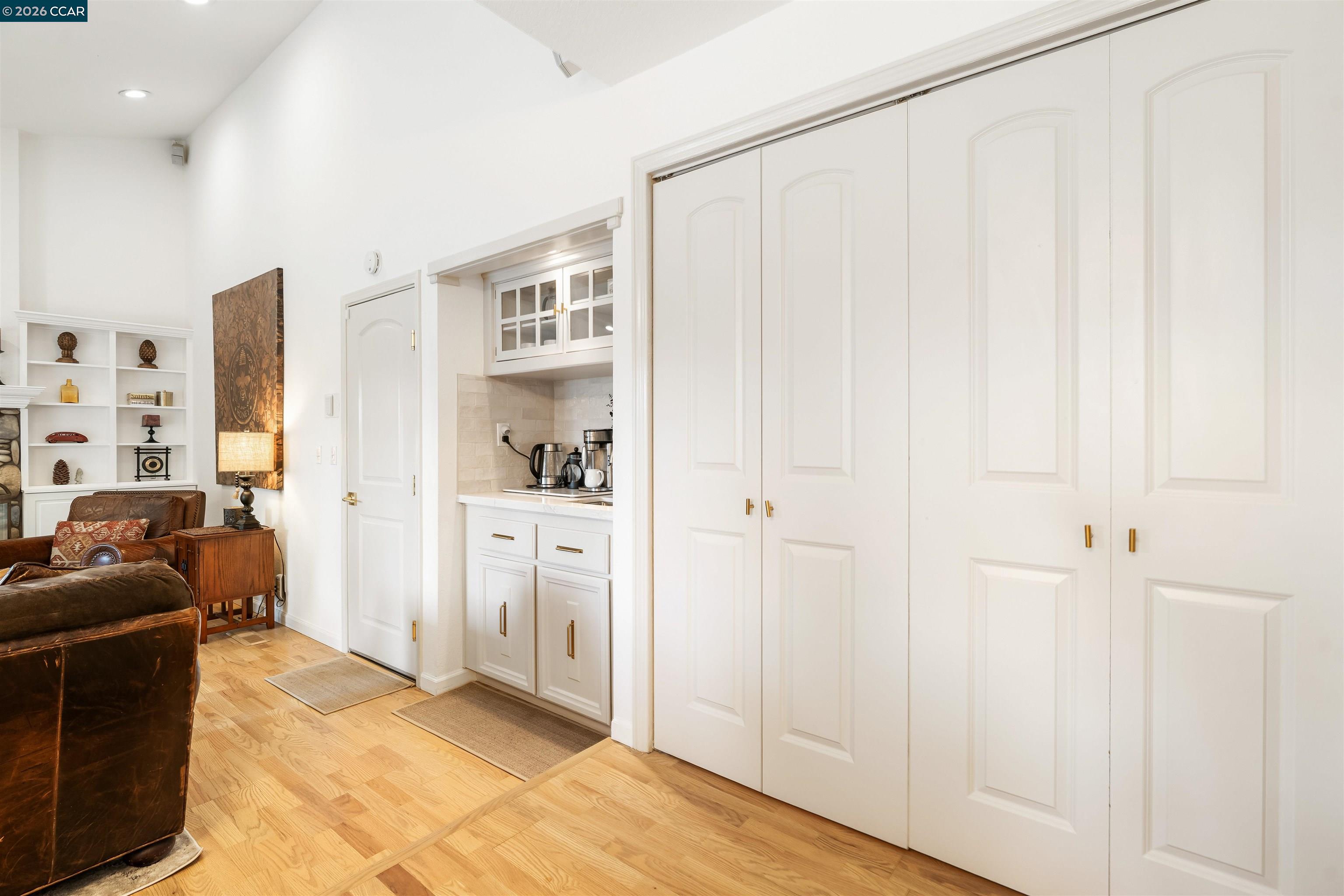 Detail Gallery Image 15 of 37 For 614 Thornhill Rd, Danville,  CA 94526 - 3 Beds | 2 Baths