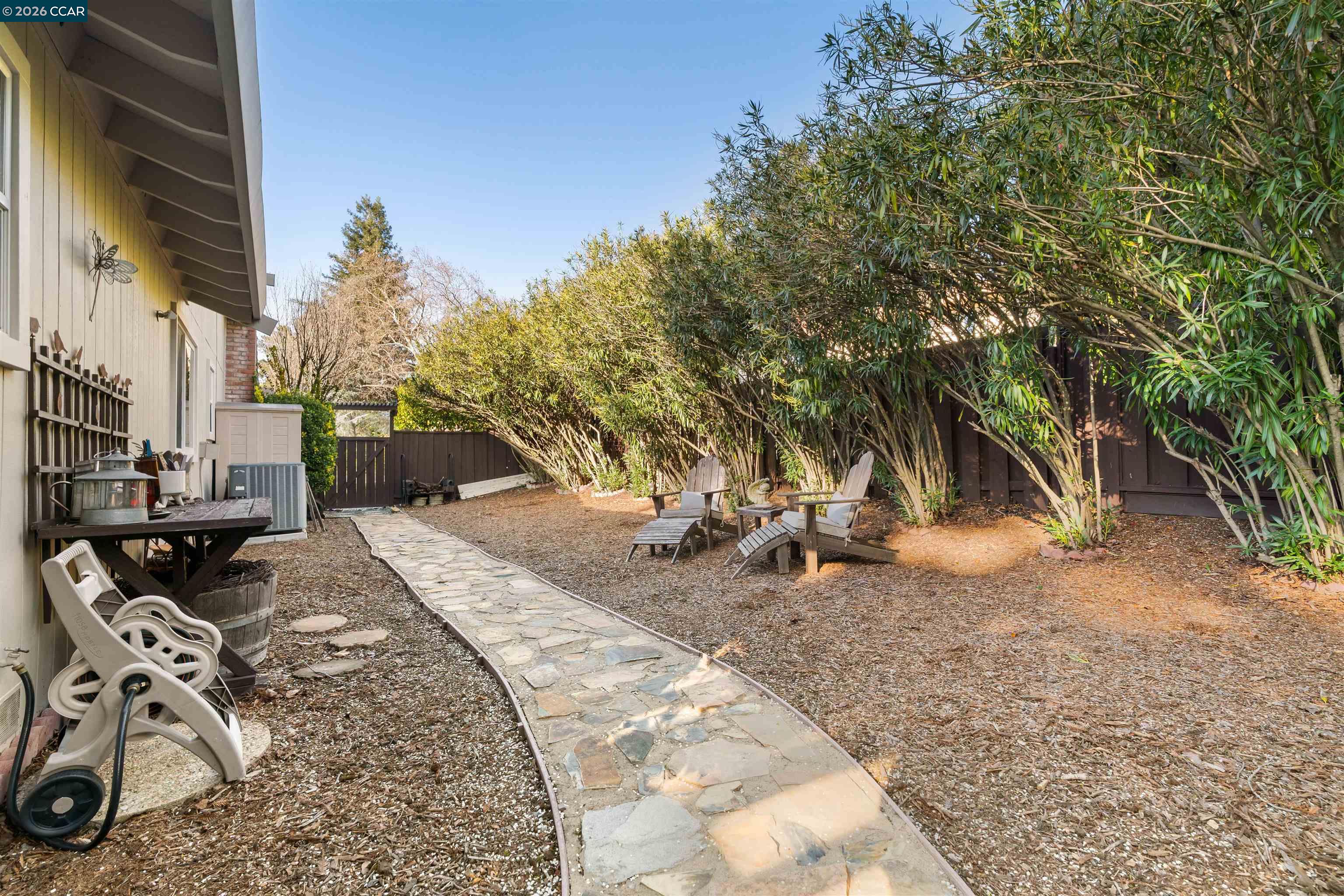 Detail Gallery Image 28 of 37 For 614 Thornhill Rd, Danville,  CA 94526 - 3 Beds | 2 Baths