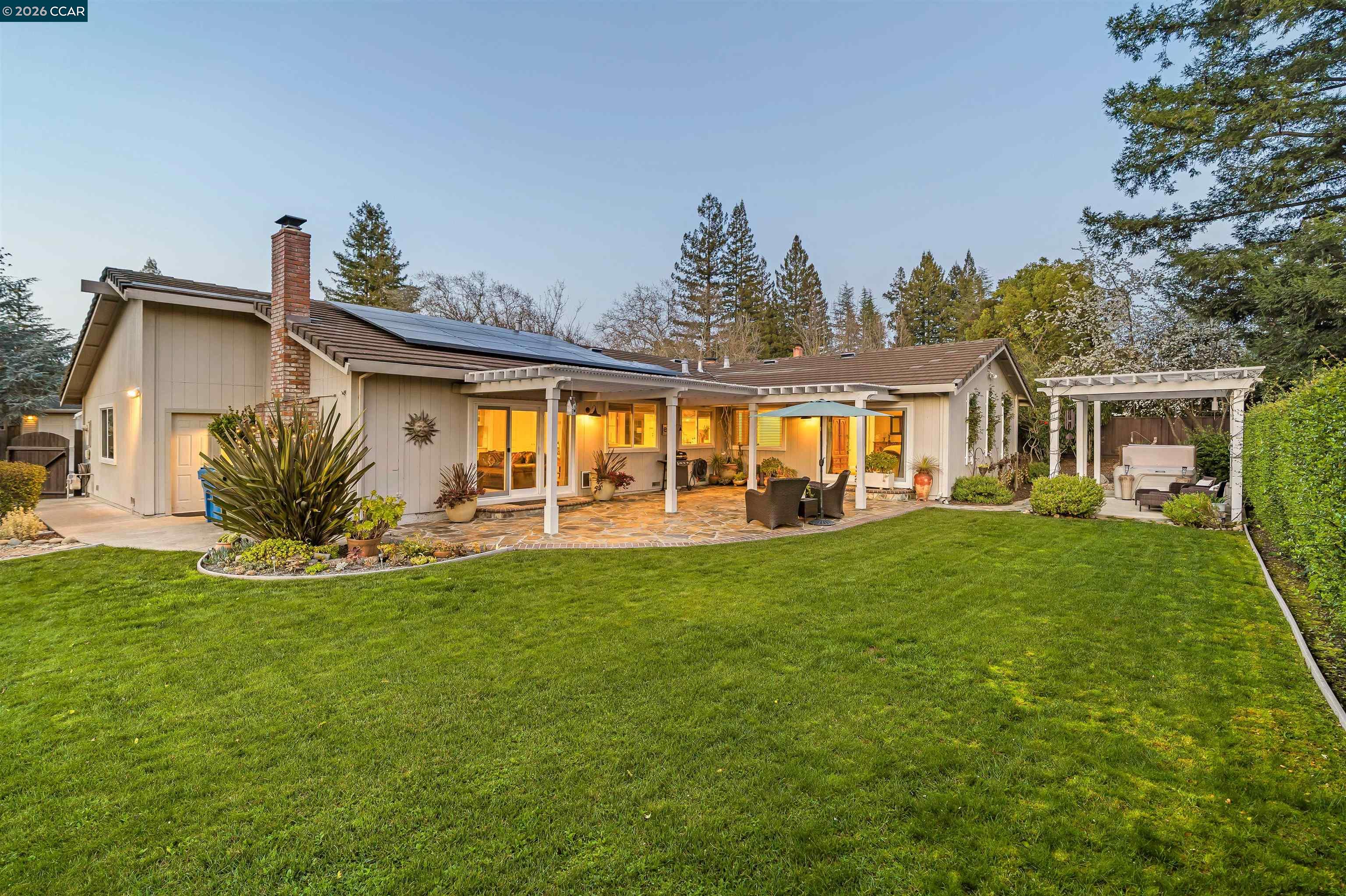 Detail Gallery Image 29 of 37 For 614 Thornhill Rd, Danville,  CA 94526 - 3 Beds | 2 Baths