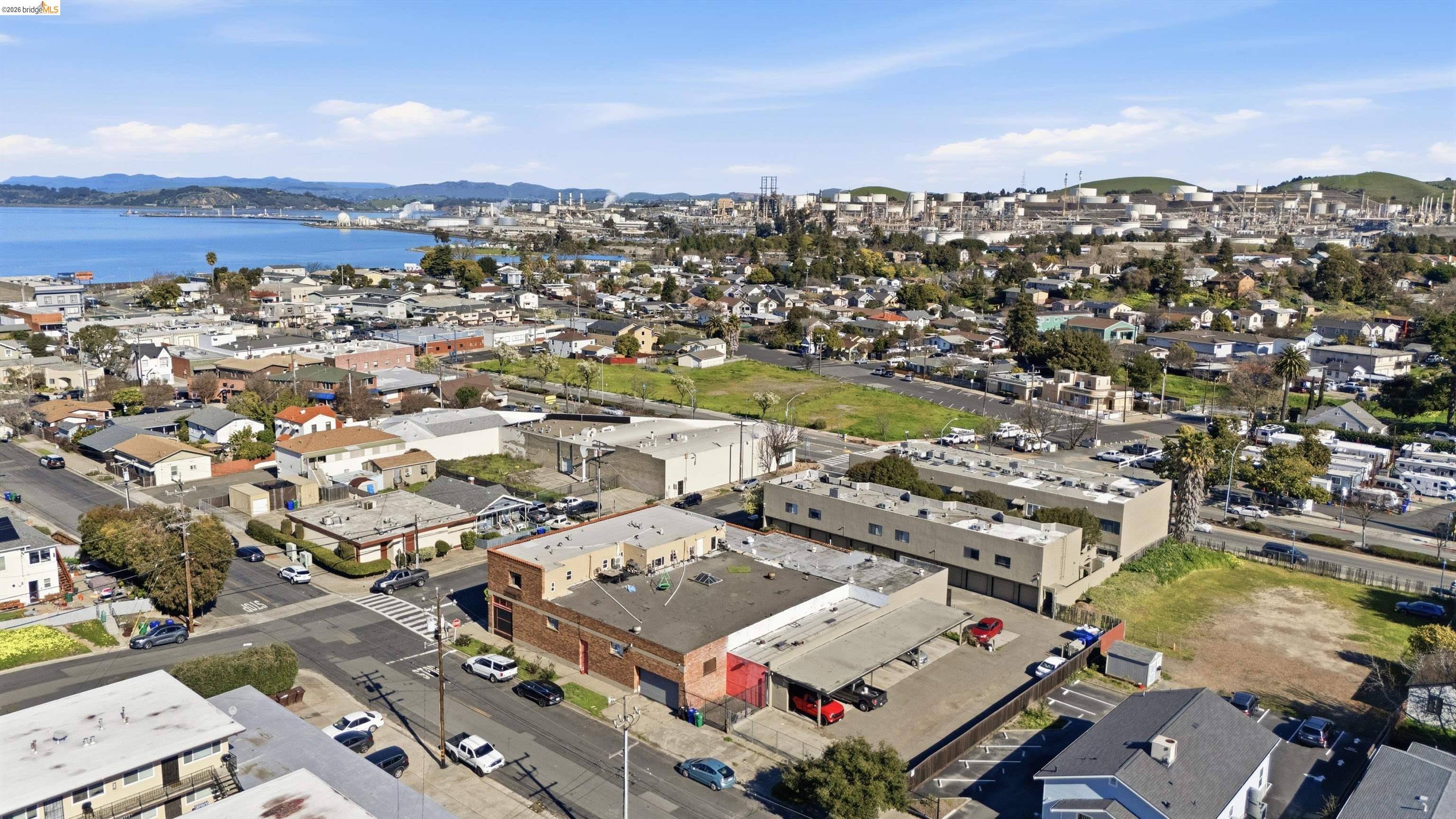 Detail Gallery Image 11 of 25 For 511 3rd St, Rodeo,  CA 94572 - – Beds | – Baths