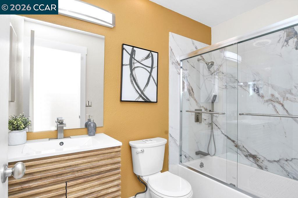 Detail Gallery Image 11 of 23 For 34 Midhill Rd, Martinez,  CA 94553 - 4 Beds | 2 Baths