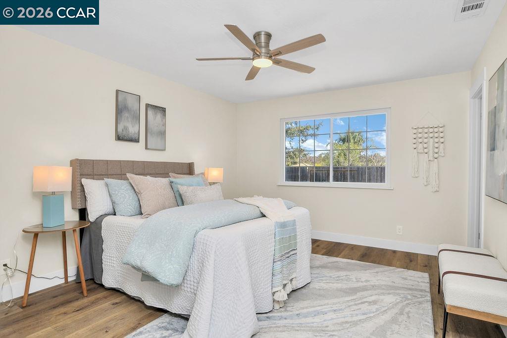 Detail Gallery Image 15 of 23 For 34 Midhill Rd, Martinez,  CA 94553 - 4 Beds | 2 Baths