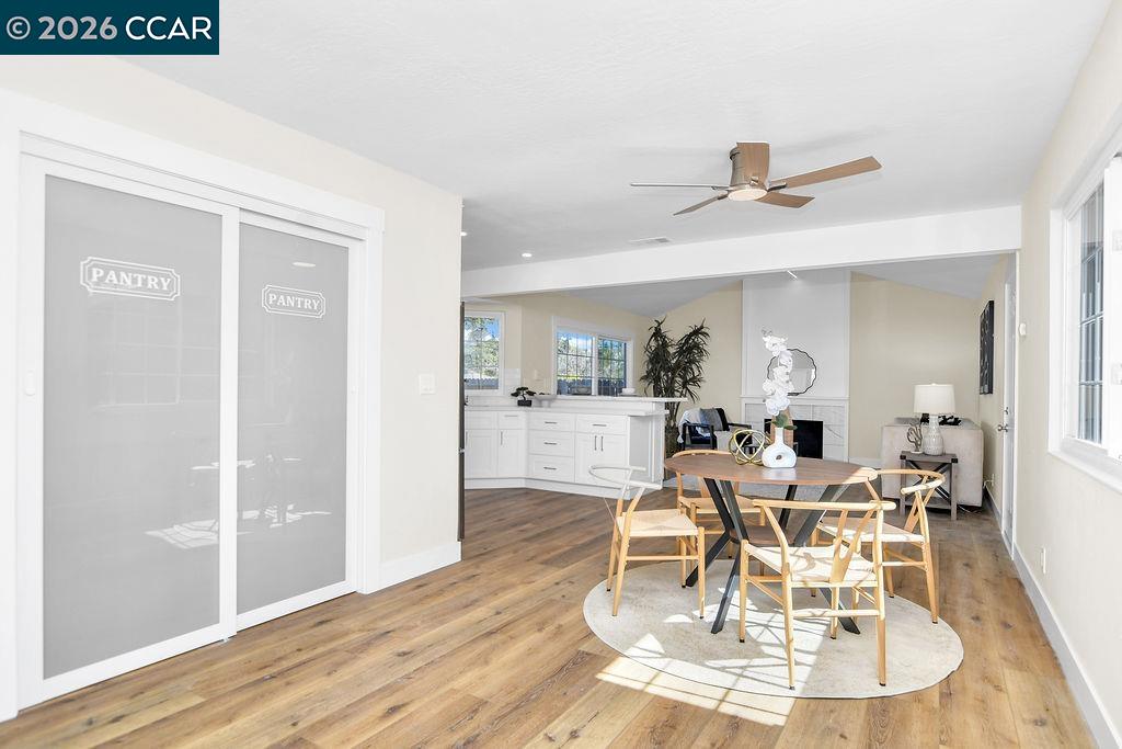 Detail Gallery Image 5 of 23 For 34 Midhill Rd, Martinez,  CA 94553 - 4 Beds | 2 Baths