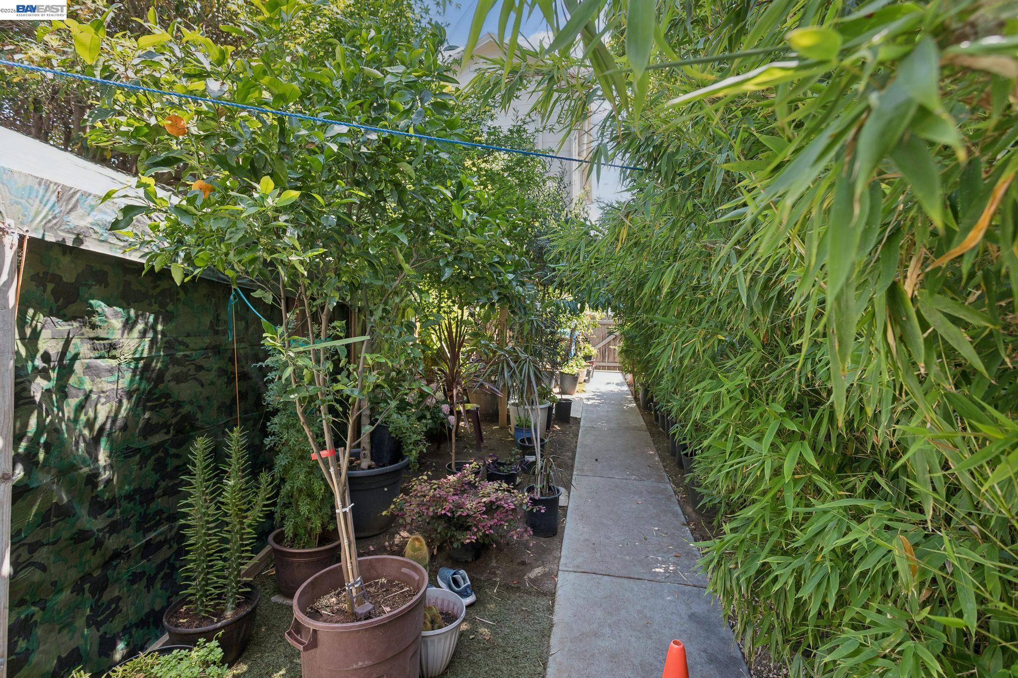 Detail Gallery Image 12 of 30 For 734 Florida St, Vallejo,  CA 94590 - – Beds | – Baths