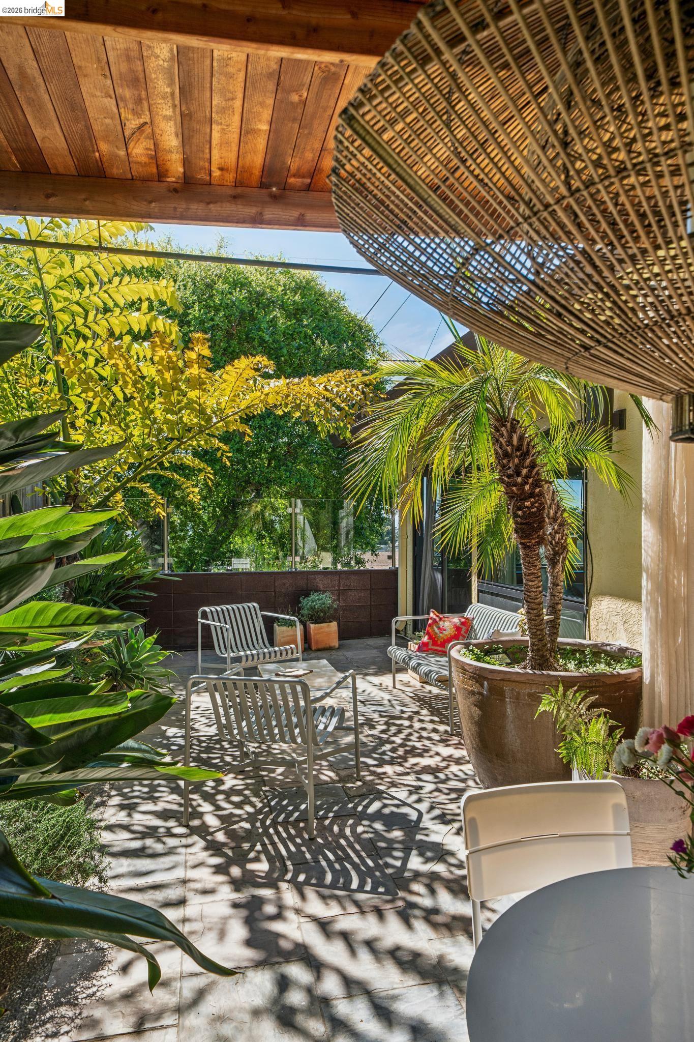 Detail Gallery Image 34 of 37 For 2938 Morgan Ave, Oakland,  CA 94602 - 2 Beds | 1 Baths