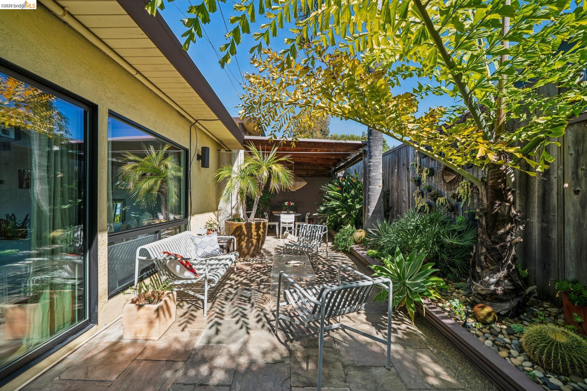 Photo #9: 41125481 Listing: Photo #9