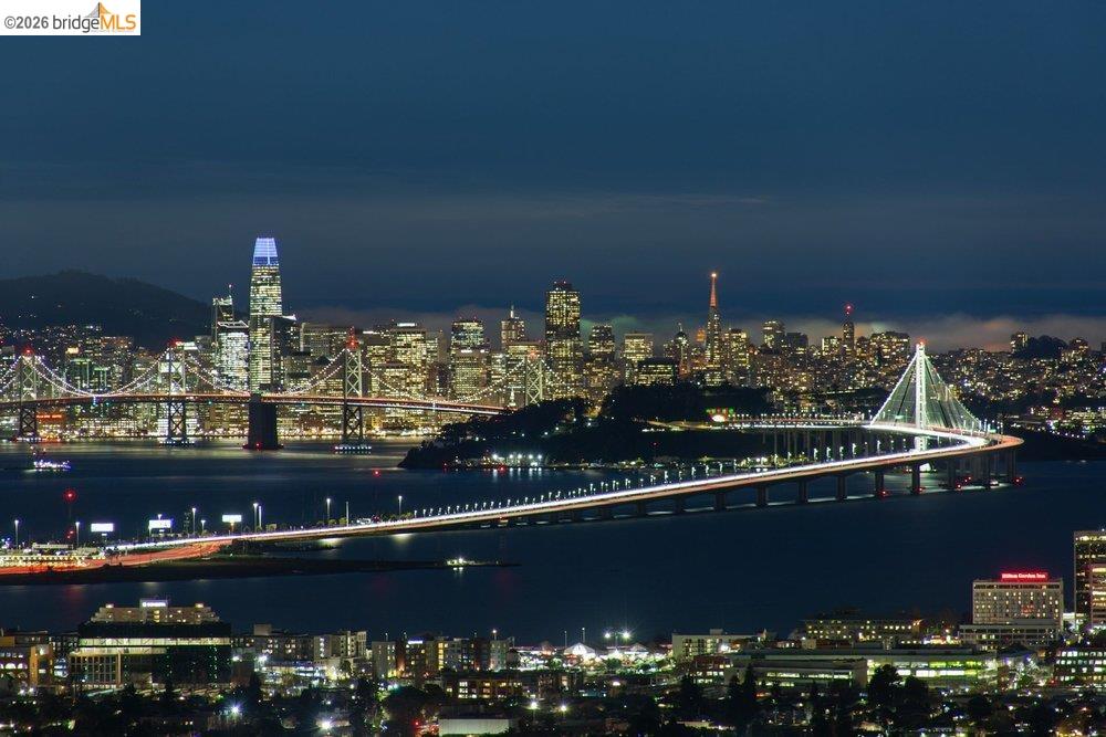 Detail Gallery Image 2 of 59 For 2 Gravatt Drive, Berkeley,  CA 94705 - 4 Beds | 4 Baths