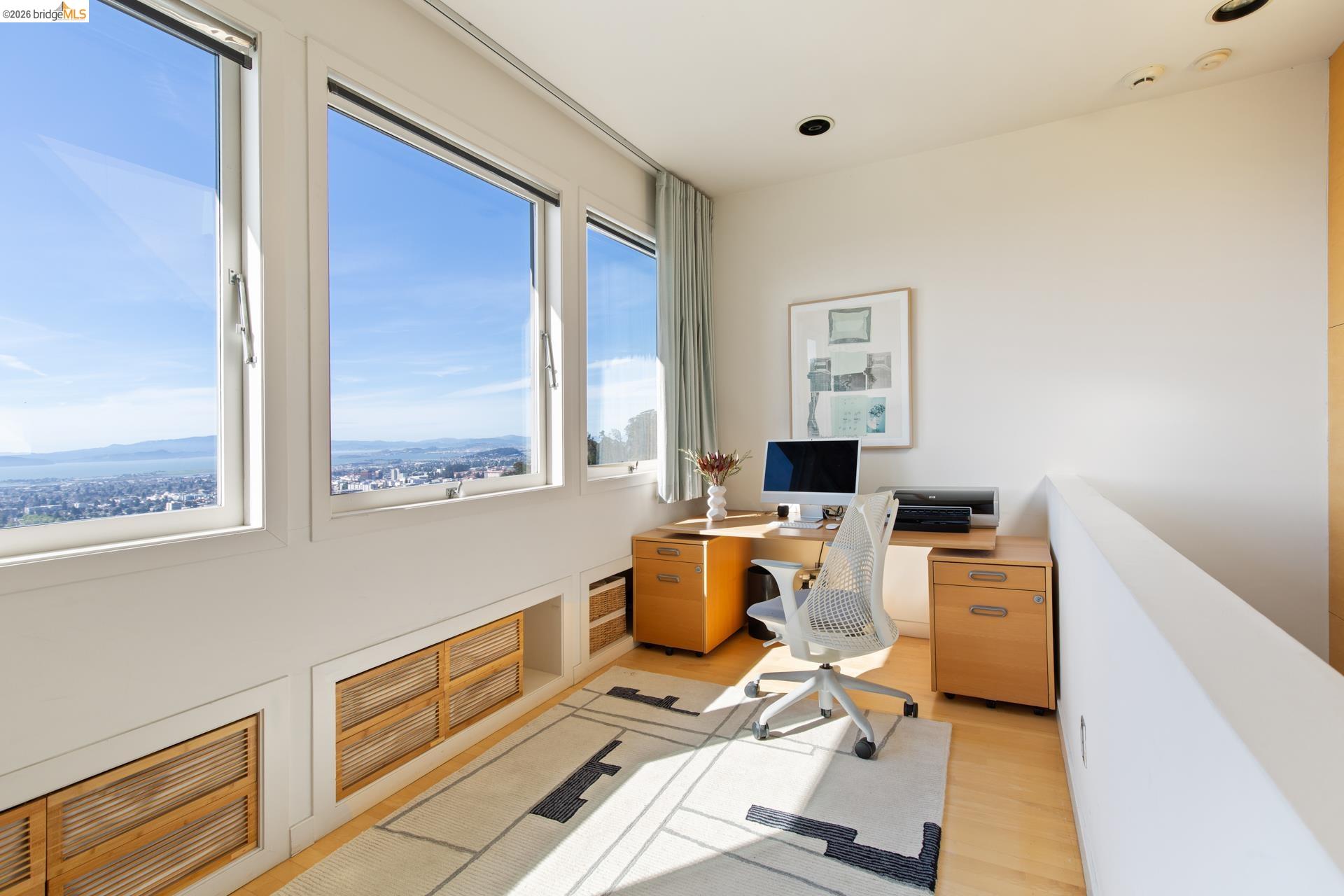 Detail Gallery Image 20 of 59 For 2 Gravatt Drive, Berkeley,  CA 94705 - 4 Beds | 4 Baths